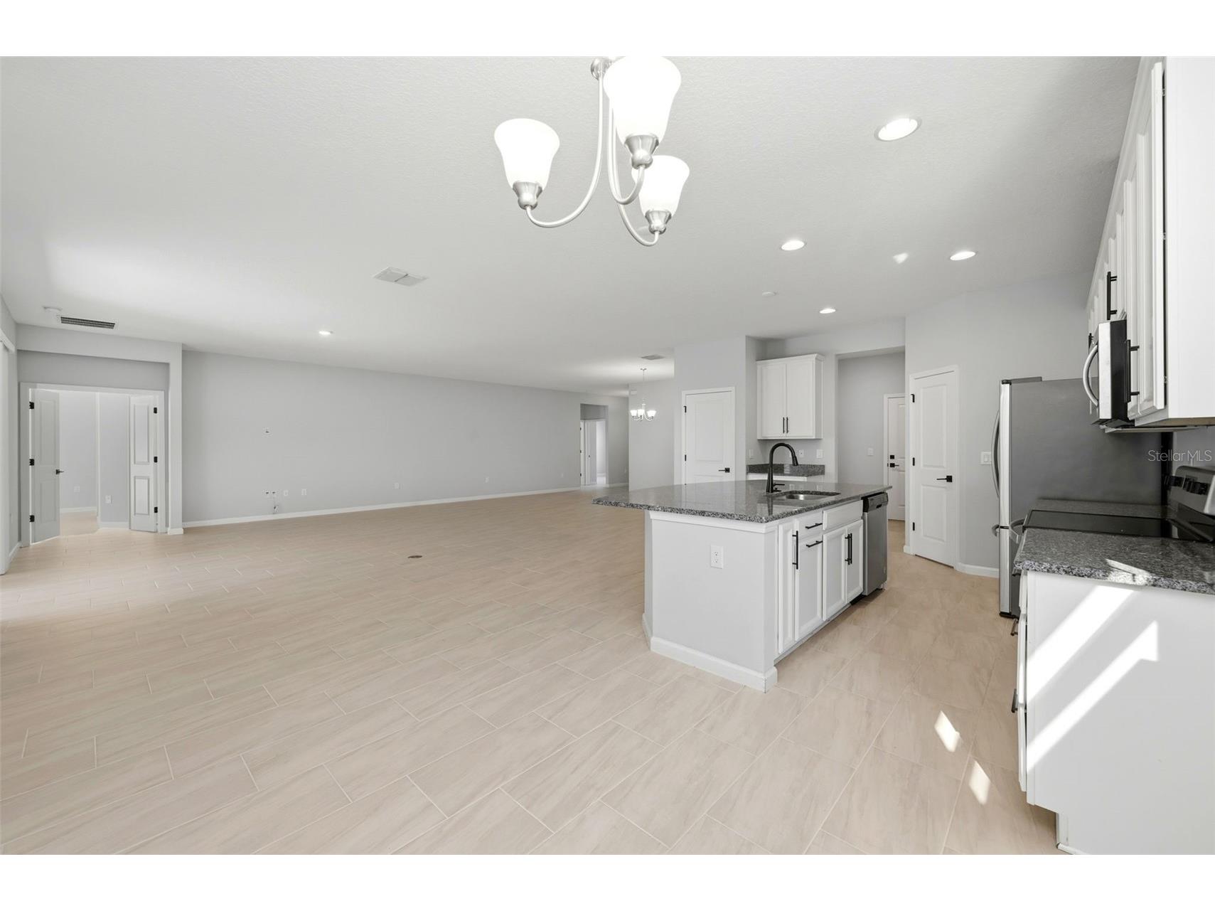 575 Avila Place Howey In The Hills FL 34737 O6376248 image12