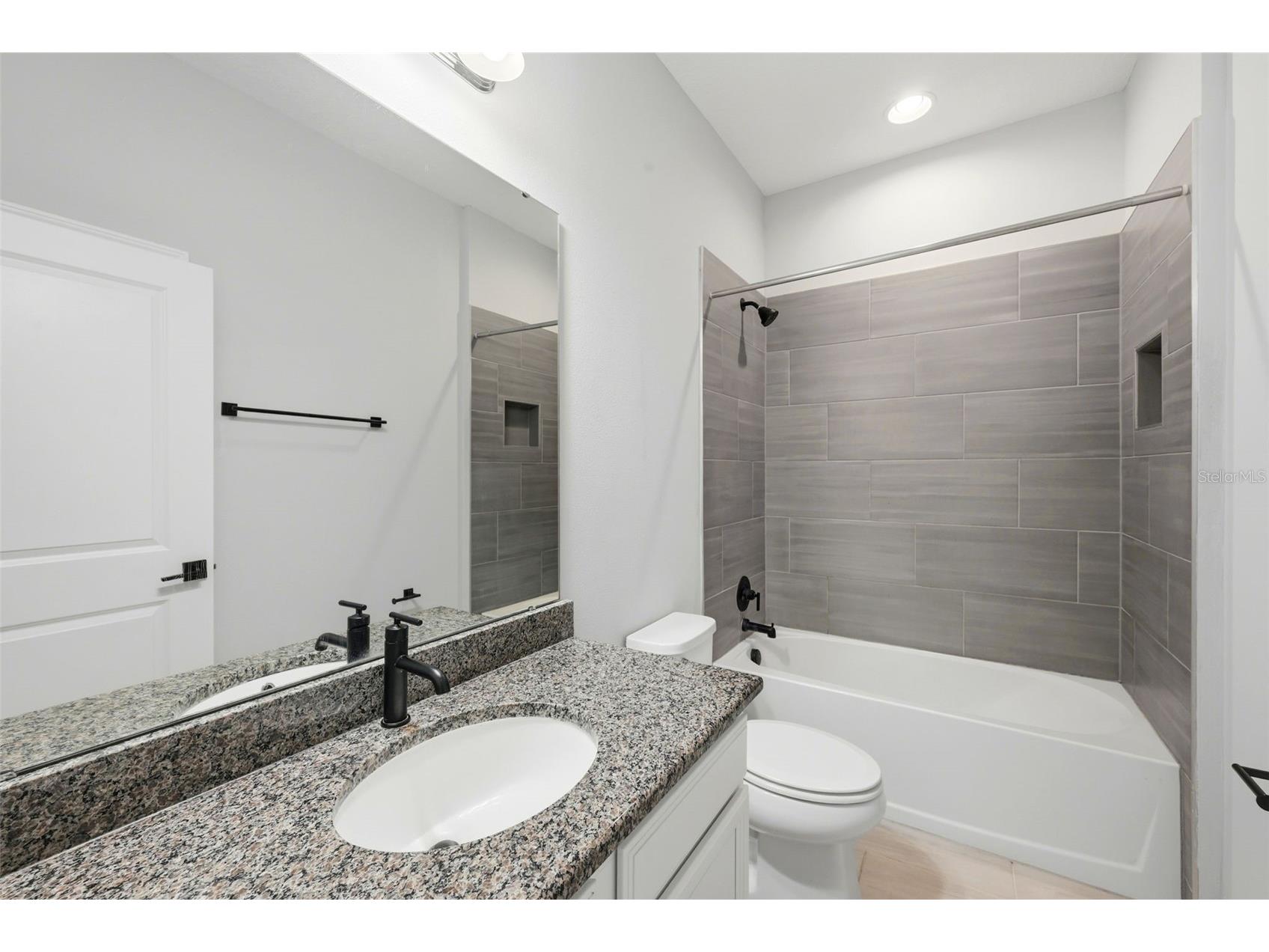 575 Avila Place Howey In The Hills FL 34737 O6376248 image28