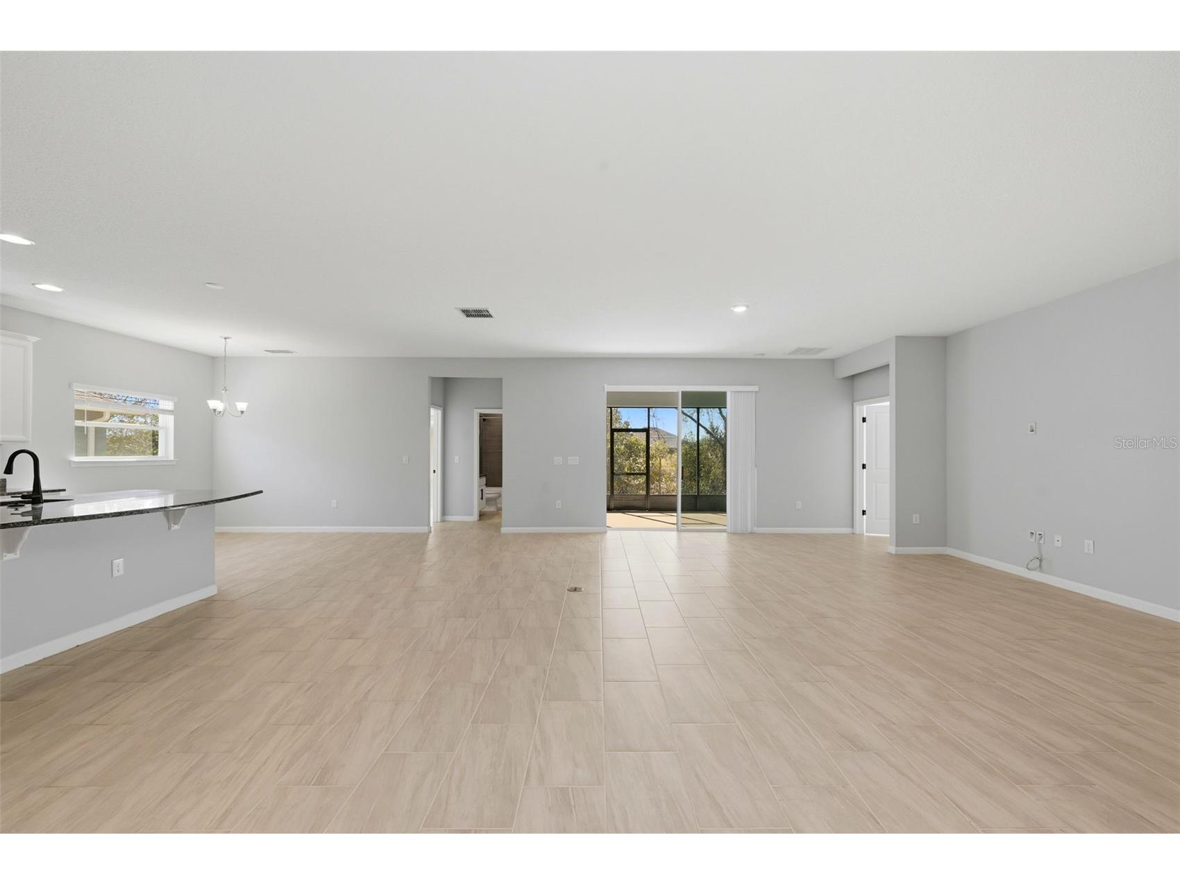 575 Avila Place Howey In The Hills FL 34737 O6376248 image7