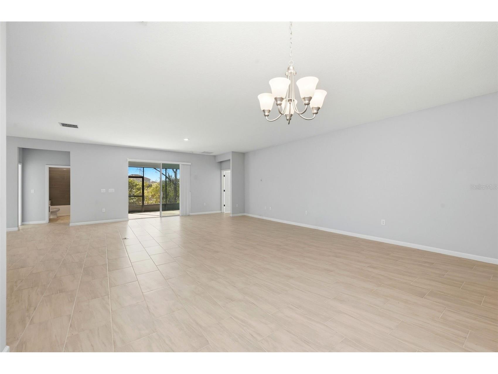 575 Avila Place Howey In The Hills FL 34737 O6376248 image8