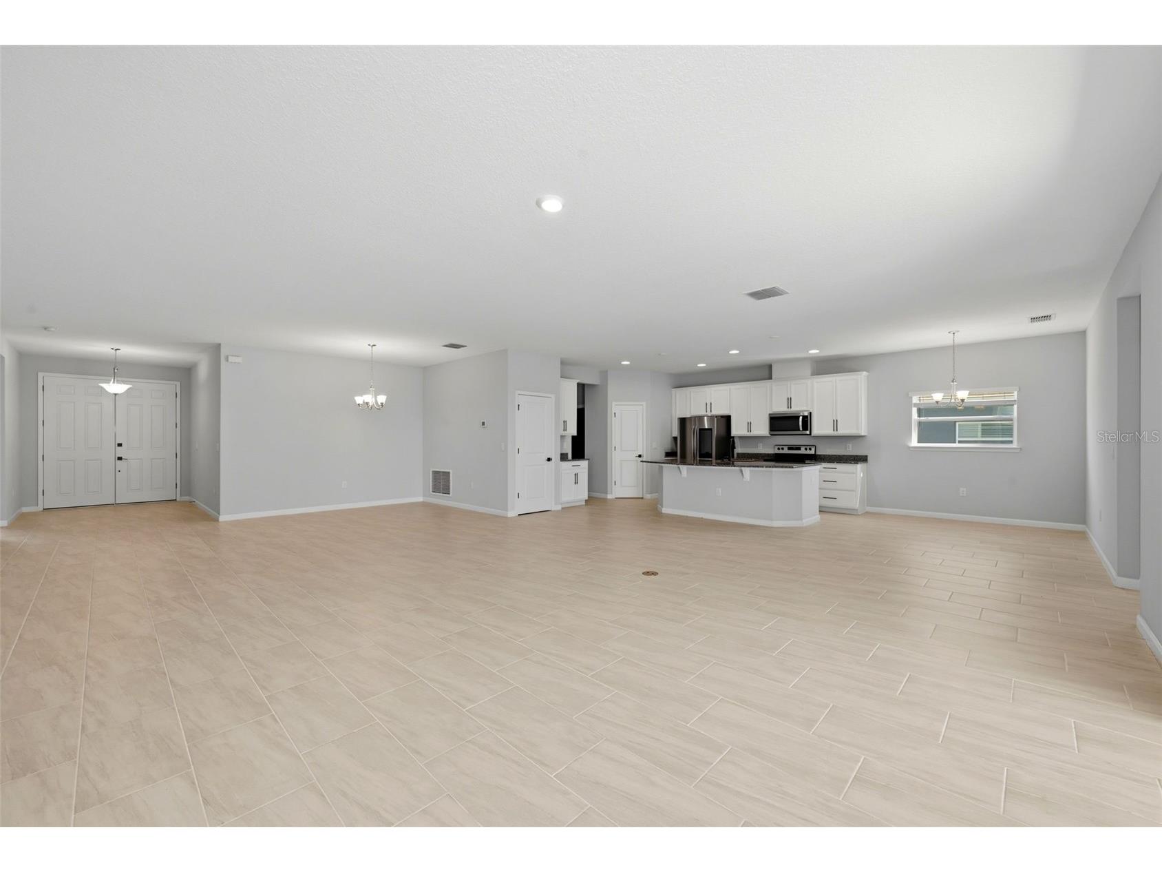 575 Avila Place Howey In The Hills FL 34737 O6376248 image9