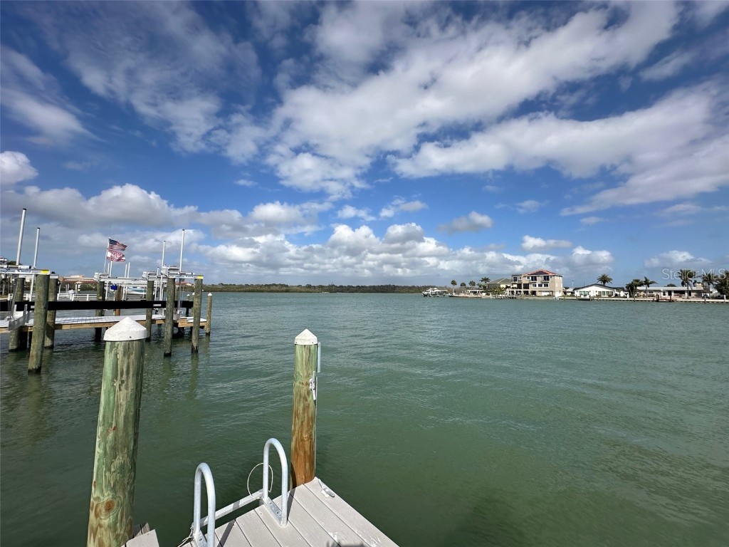 575 Crystal Drive Madeira Beach FL 33708 - BOCA CIEGA BAY TB8361629 image19