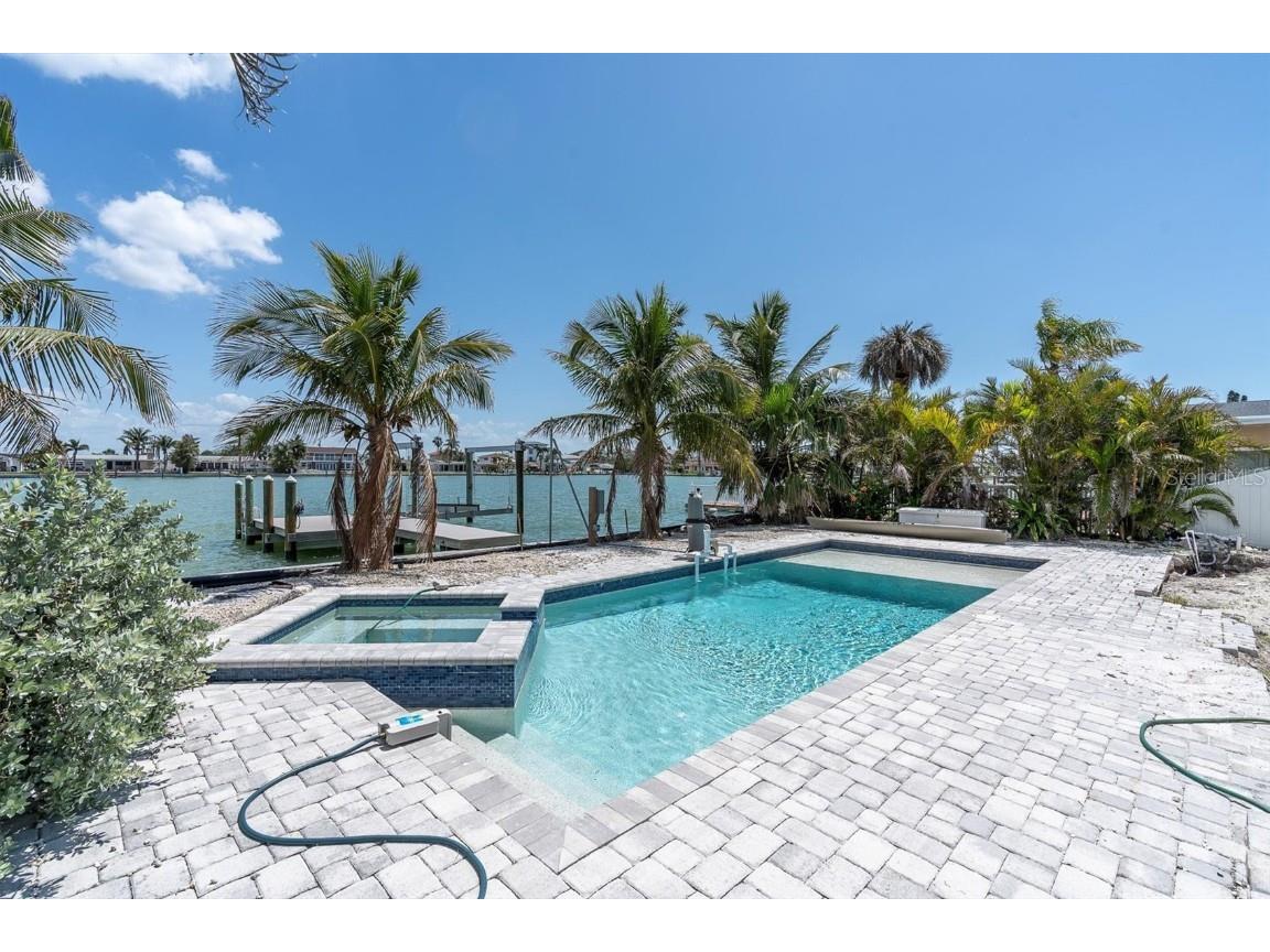 575 Crystal Drive Madeira Beach FL 33708 - BOCA CIEGA BAY TB8365585 image31