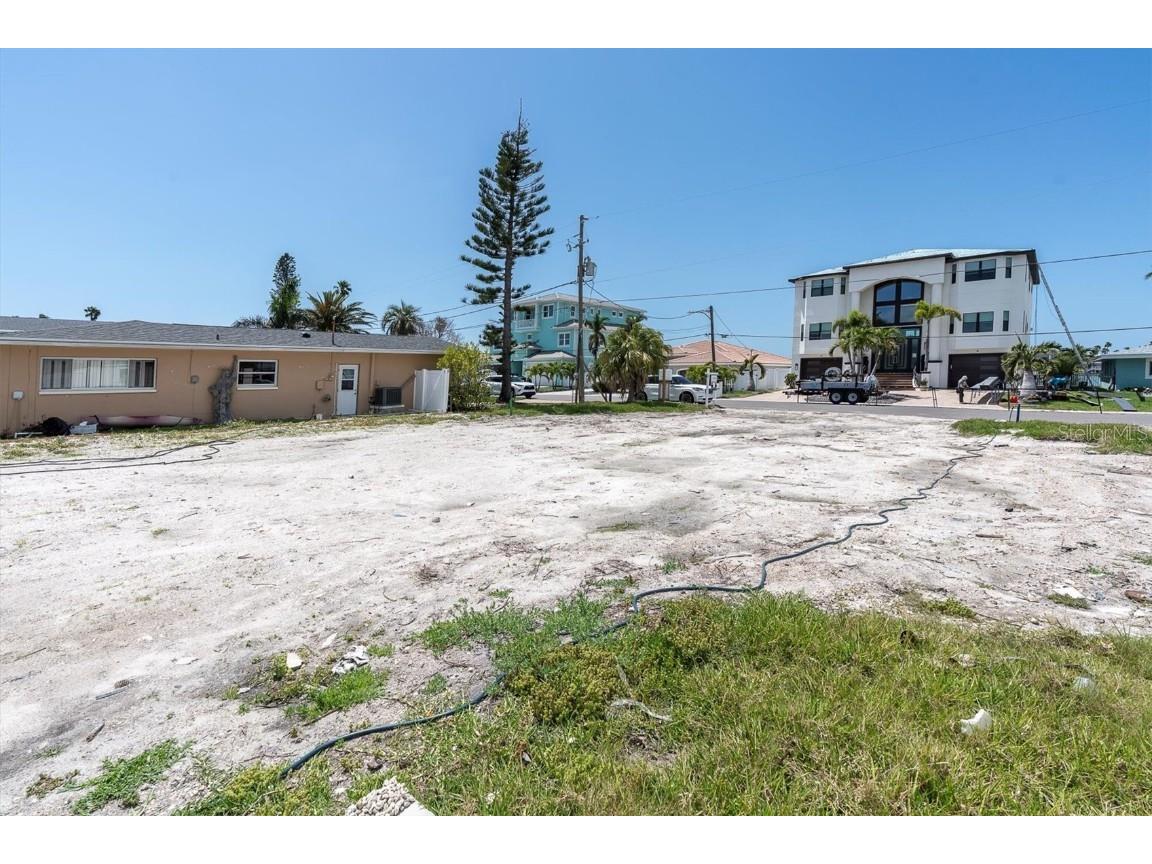 575 Crystal Drive Madeira Beach FL 33708 - BOCA CIEGA BAY TB8365585 image38