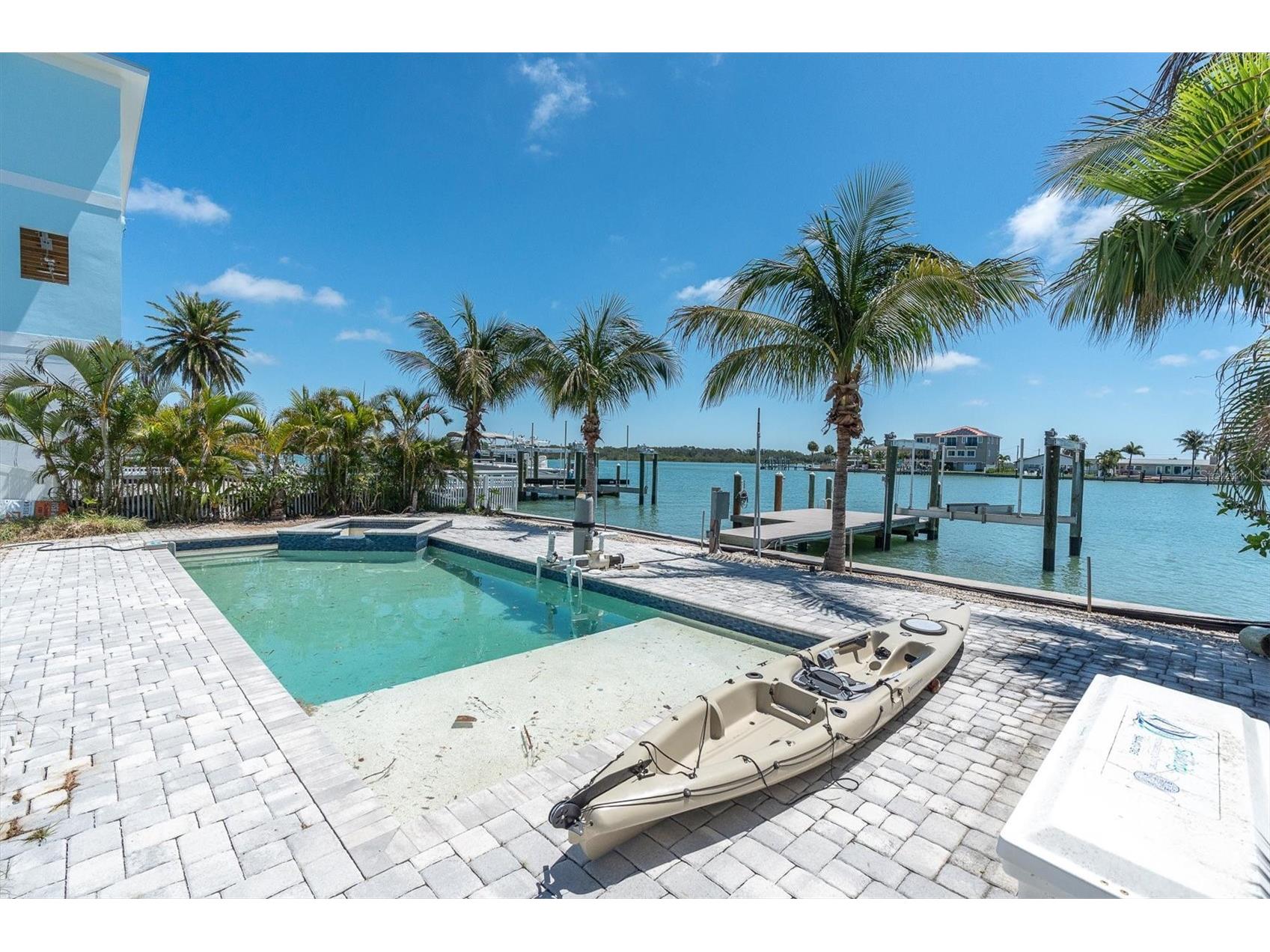 575 Crystal Drive Madeira Beach FL 33708 - BOCA CIEGA BAY TB8504147 image12