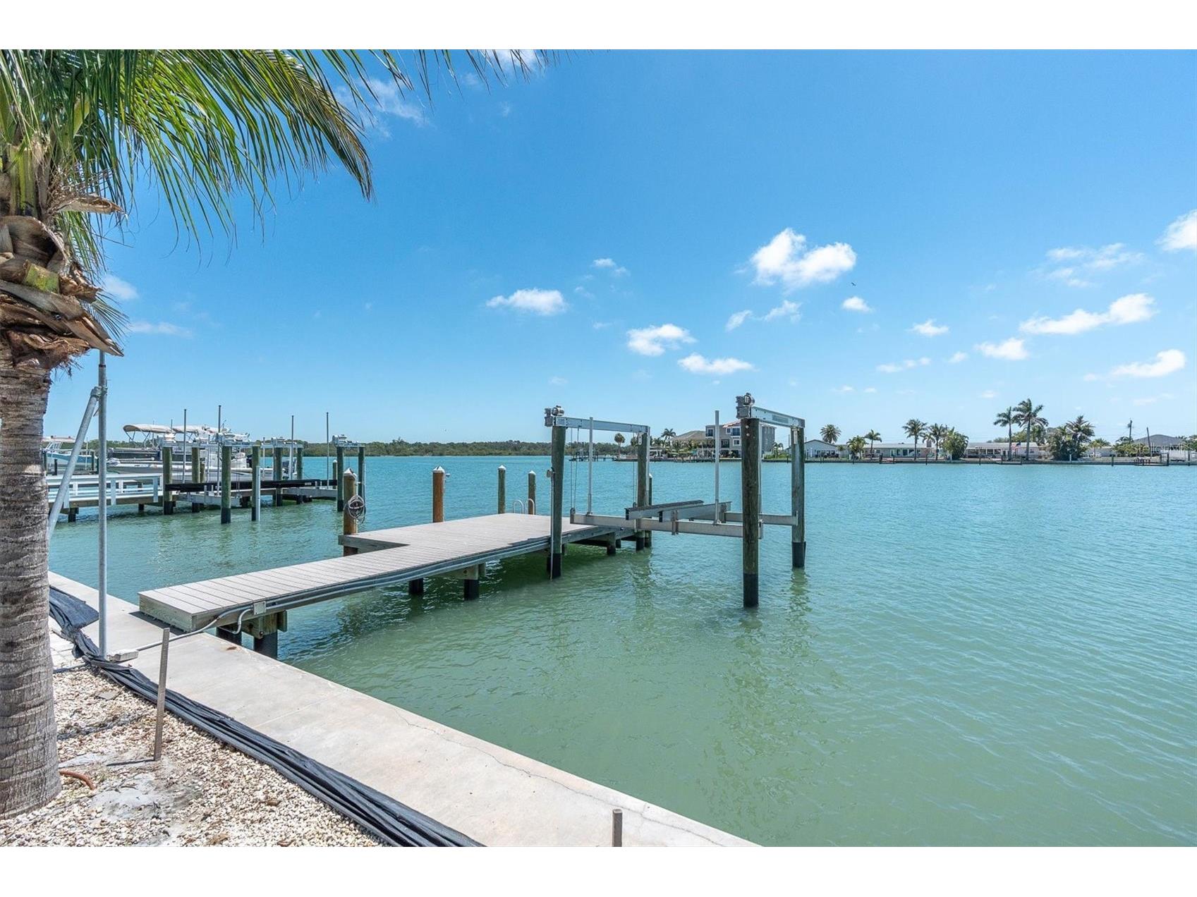575 Crystal Drive Madeira Beach FL 33708 - BOCA CIEGA BAY TB8504147 image14