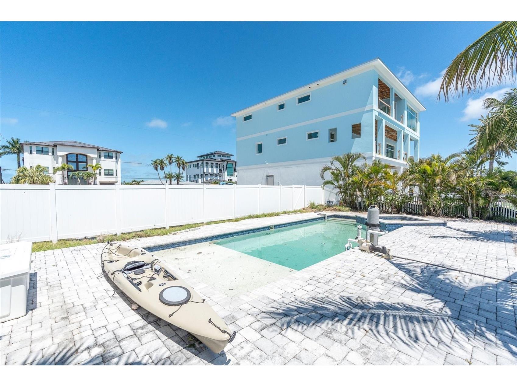 575 Crystal Drive Madeira Beach FL 33708 - BOCA CIEGA BAY TB8504147 image7
