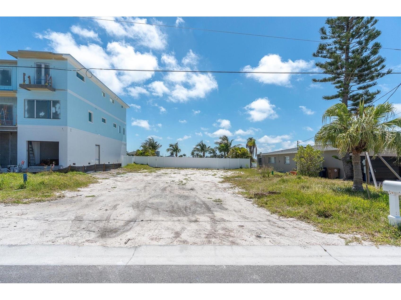 575 Crystal Drive Madeira Beach FL 33708 - BOCA CIEGA BAY TB8504147 image8
