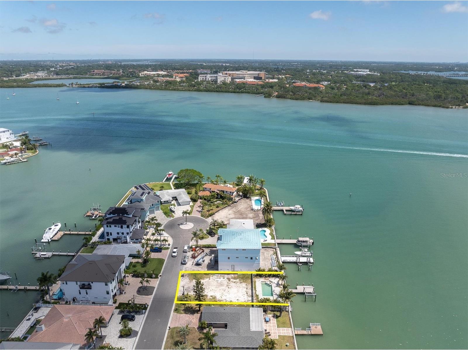 575 Crystal Drive Madeira Beach FL 33708 - BOCA CIEGA BAY TB8525555 image6