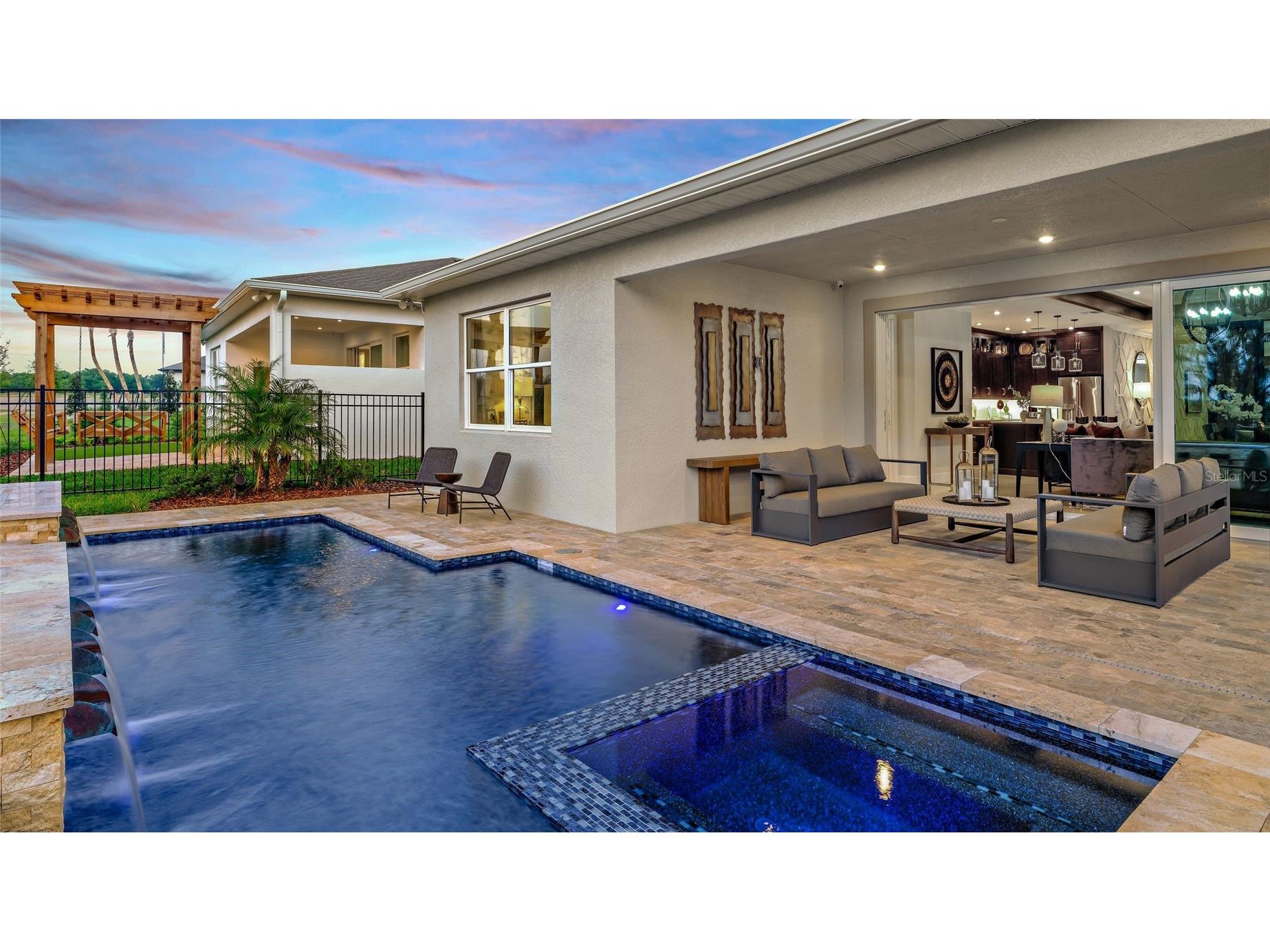 575 Hammock Oaks Boulevard Lady Lake FL 32159 W7882912 image2