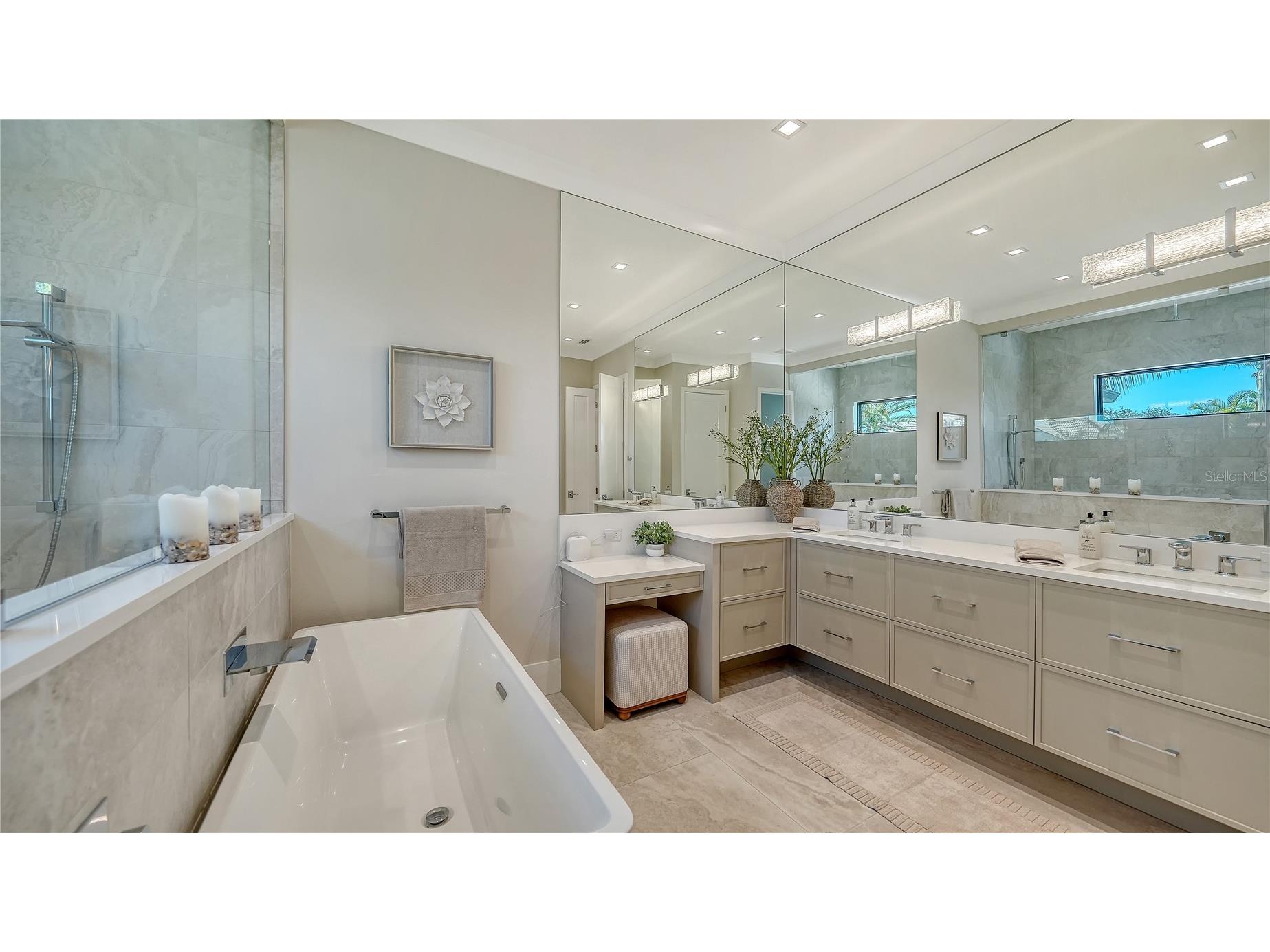 575 S Spoonbill Drive Sarasota FL 34236 A4682428 image30