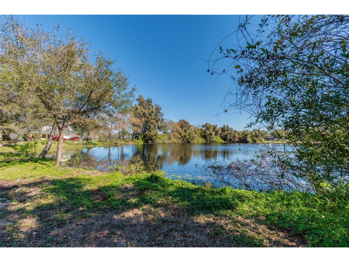 5750 60th Avenue N Saint Petersburg FL 33709 TB8453396 image22