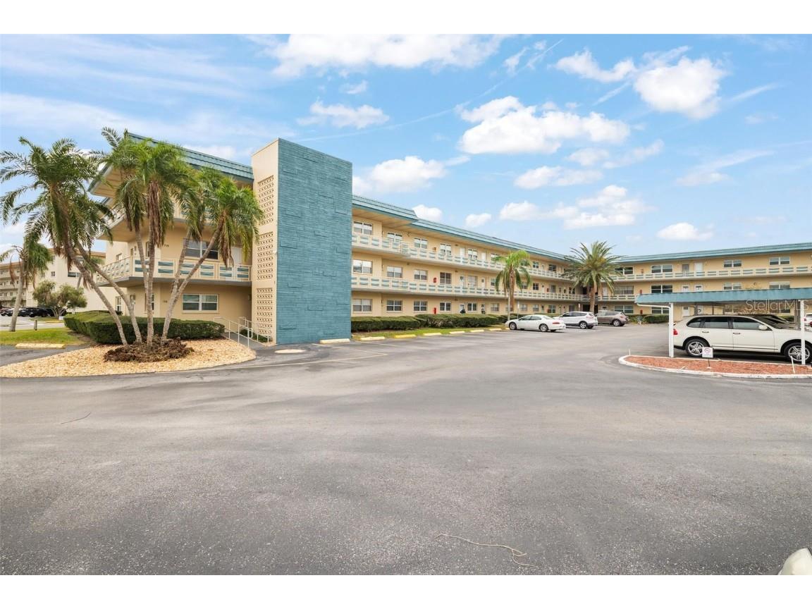 5750 80th St N #B106 Saint Petersburg FL 33709 TB8340609 image1