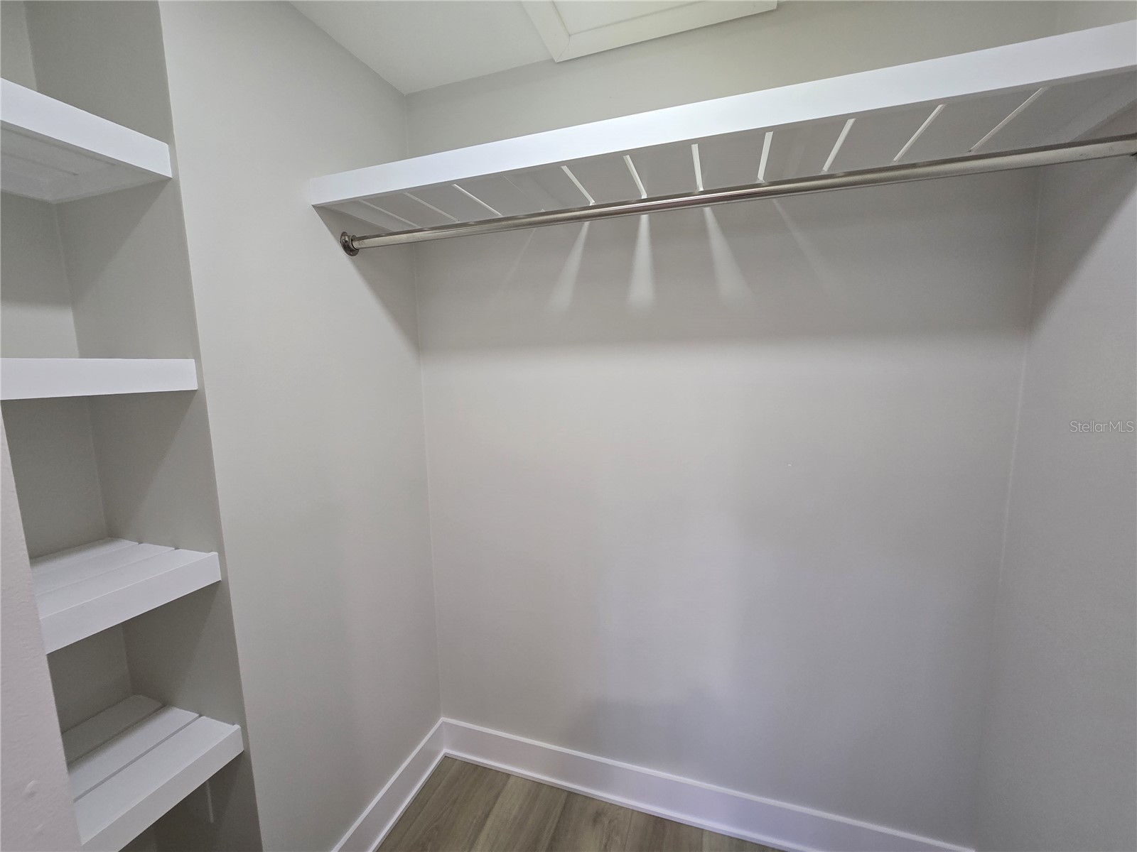 5750 80th Street N #A106 Saint Petersburg FL 33709 TB8517797 image35