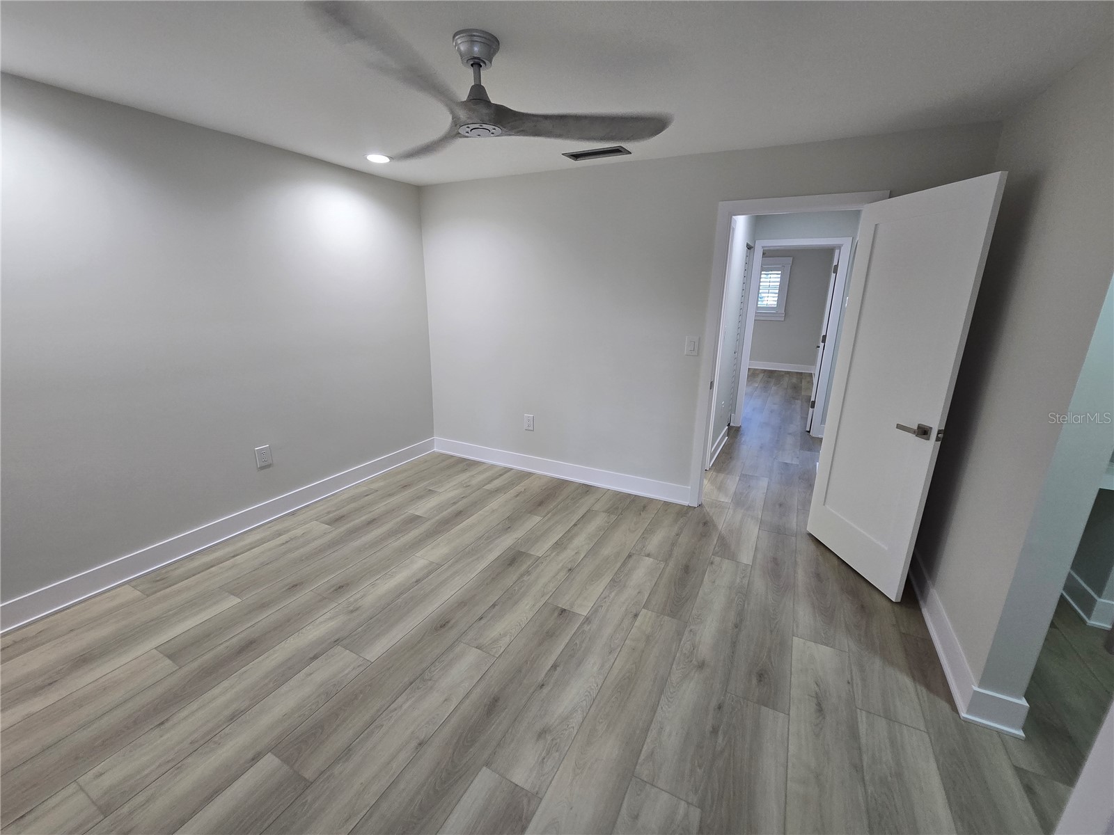 5750 80th Street N #A106 Saint Petersburg FL 33709 TB8517797 image41