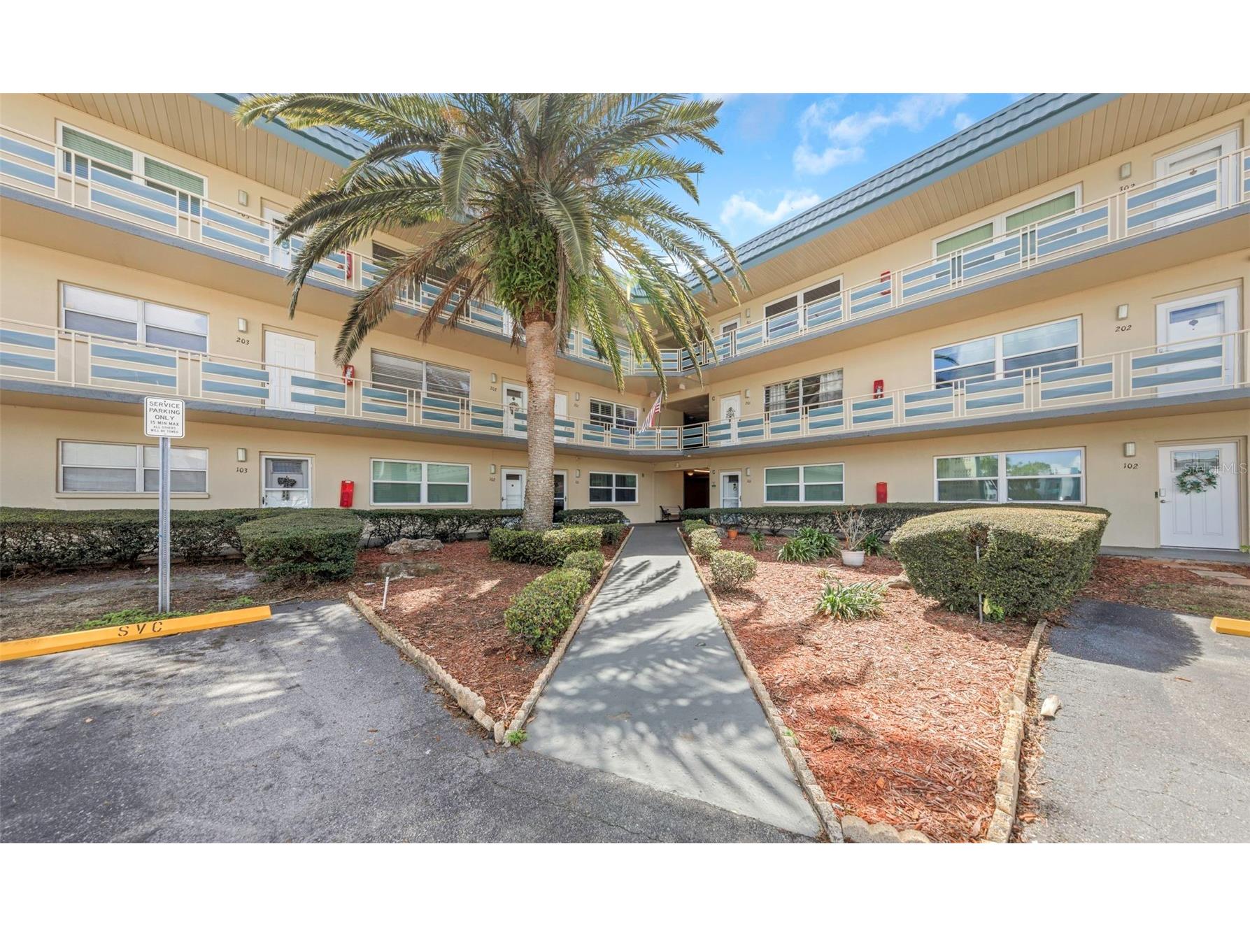 5750 80th Street N #B-206 Saint Petersburg FL 33709 TB8483548 image1