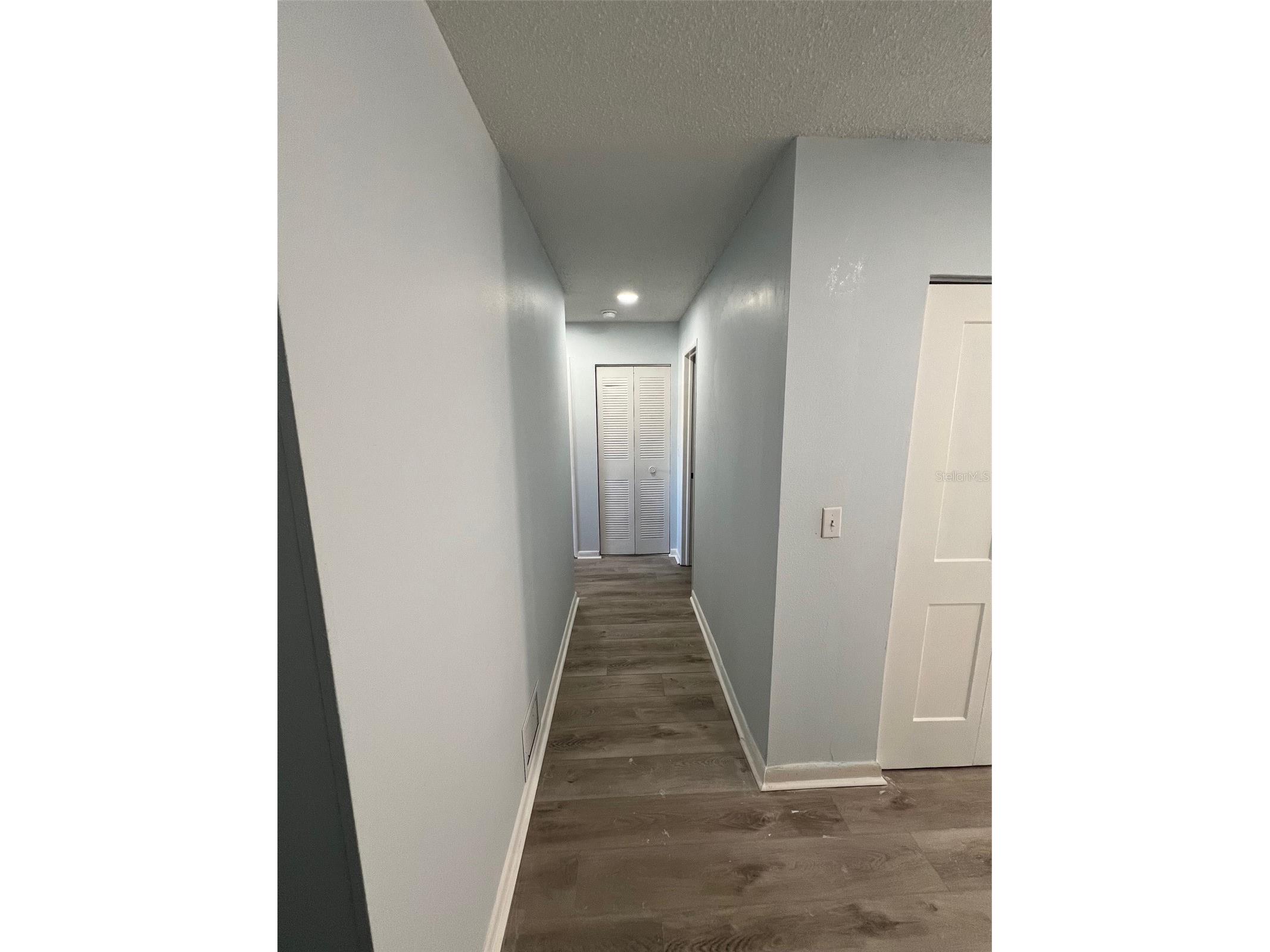 5750 80th Street N #B203 Saint Petersburg FL 33709 TB8478065 image5