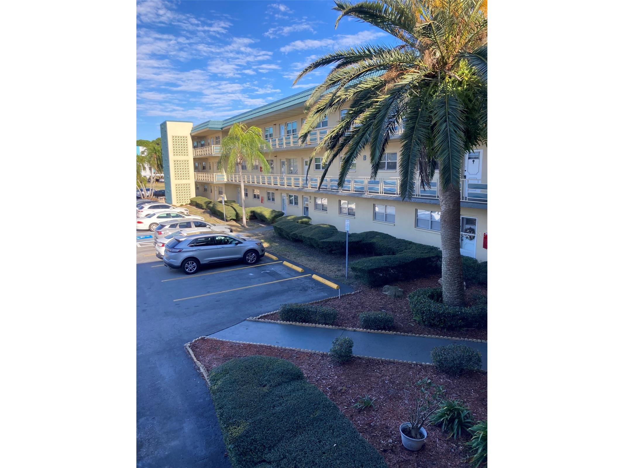 5750 80th Street N #C202 Saint Petersburg FL 33709 TB8484664 image1