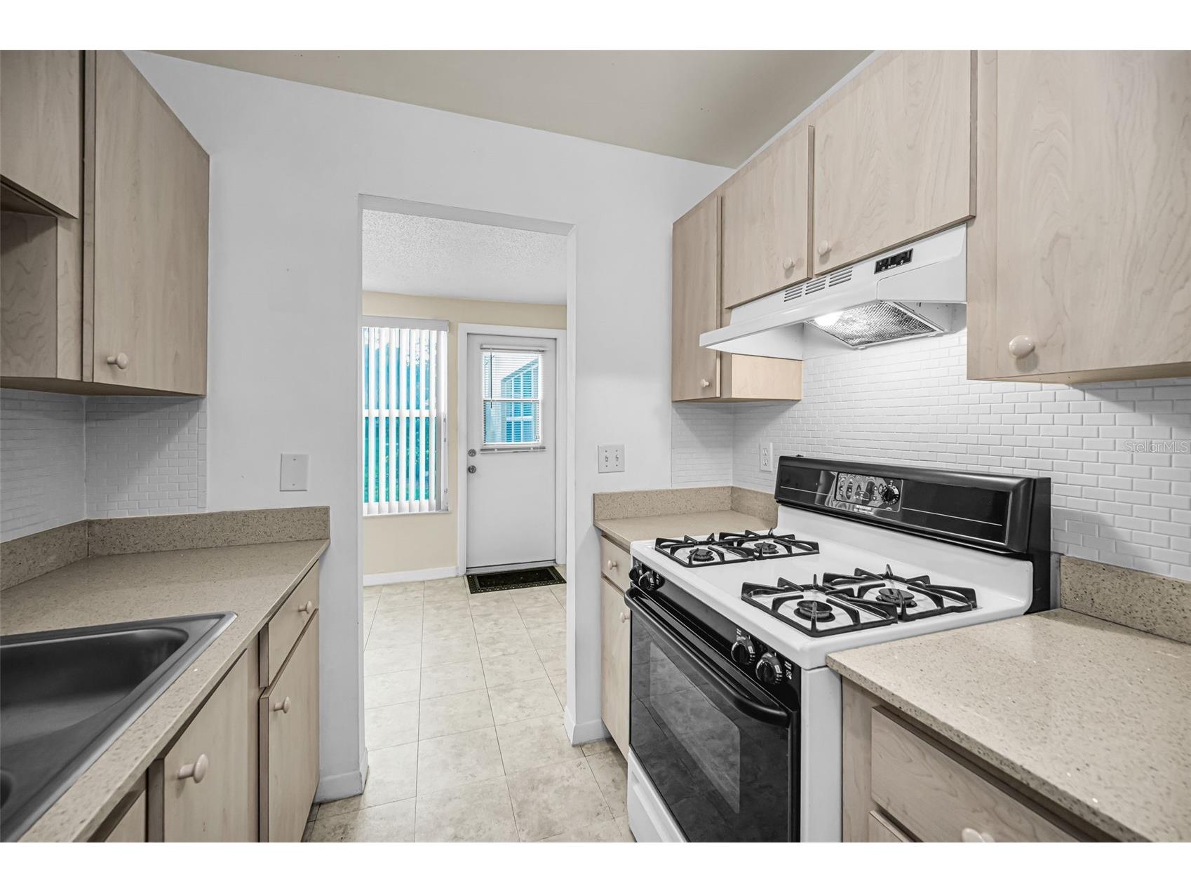 5750 80th Street N #D101 Saint Petersburg FL 33709 TB8512601 image9