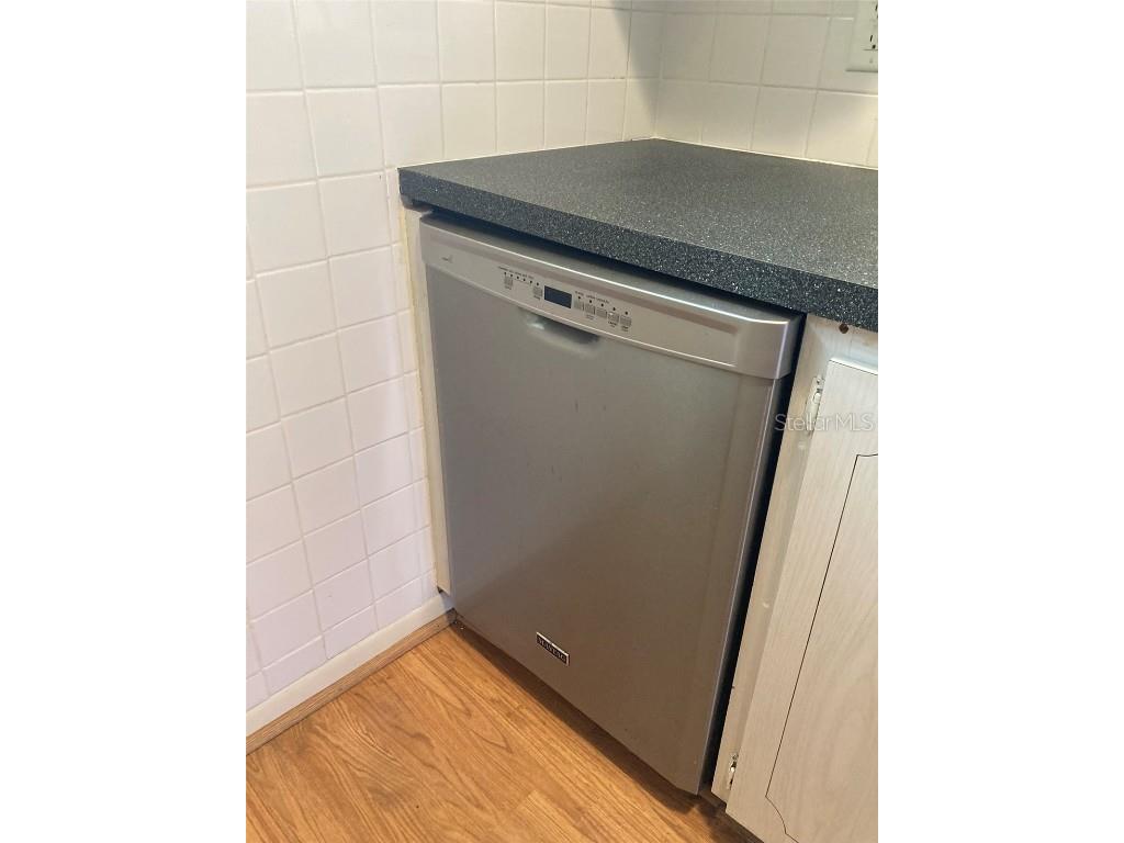 5750 80th Street N #D206 Saint Petersburg FL 33709 TB8442723 image13