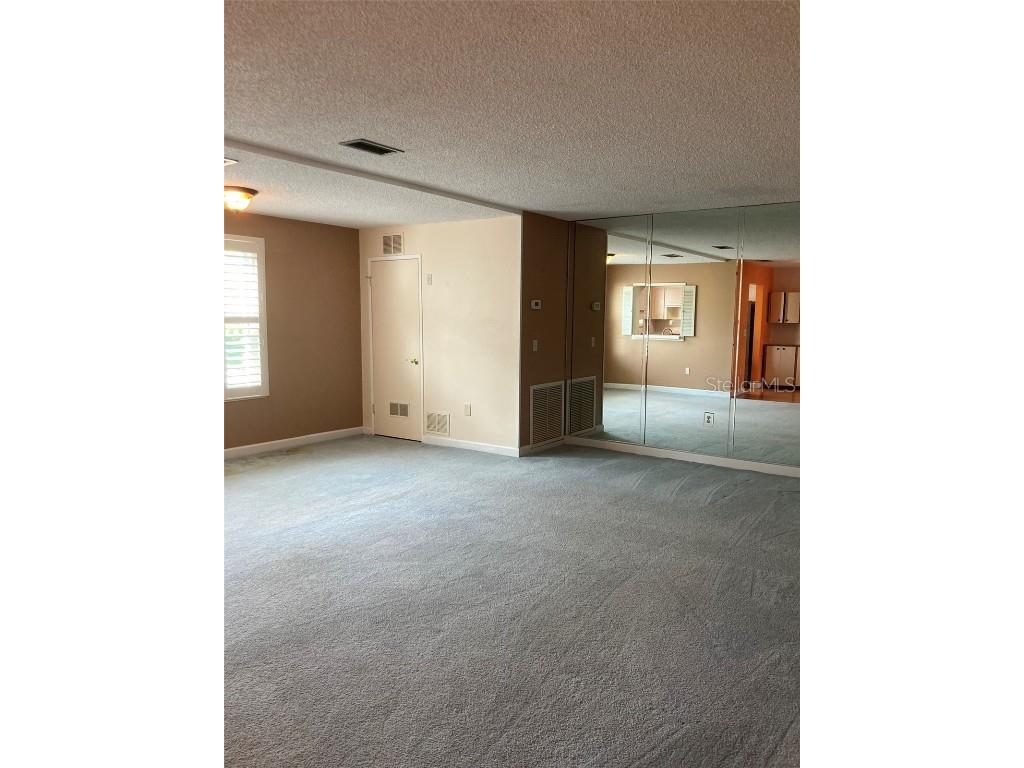 5750 80th Street N #D206 Saint Petersburg FL 33709 TB8442723 image5