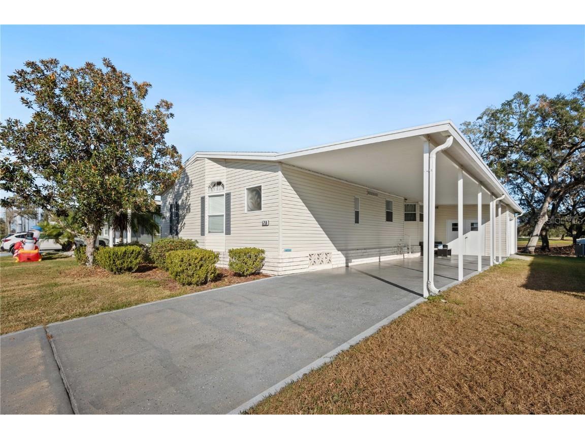 5750 Apache Street Zephyrhills FL 33542 TB8328432 image1