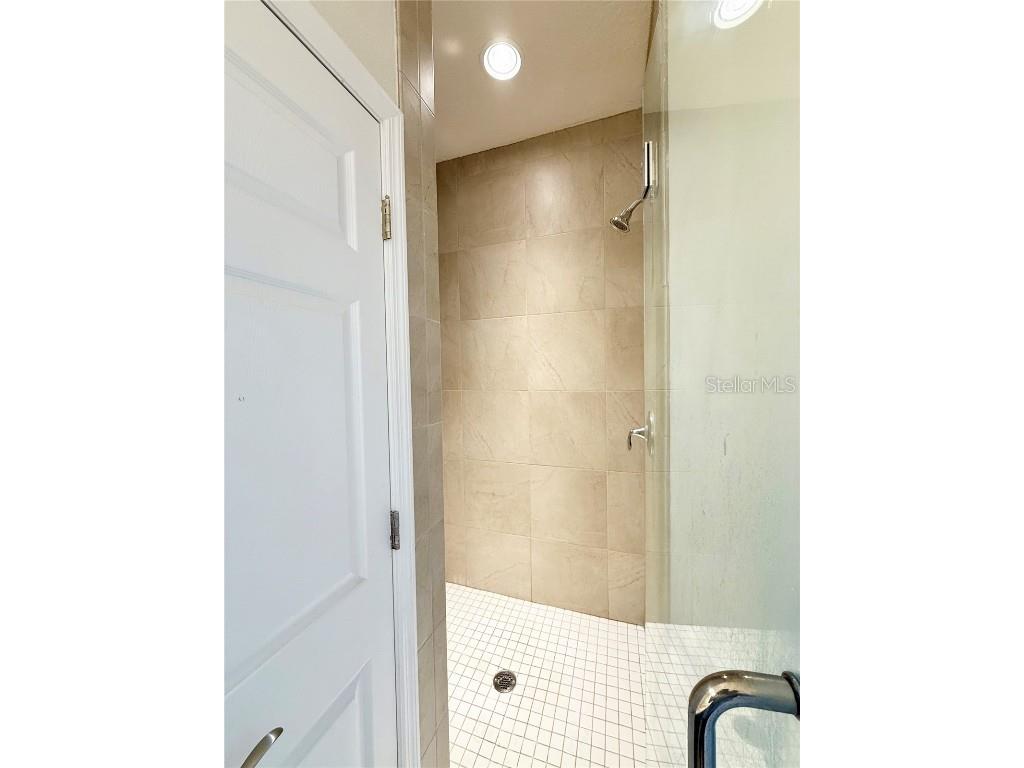 5750 Desert Rose Place Tampa FL 33615 TB8452450 image13