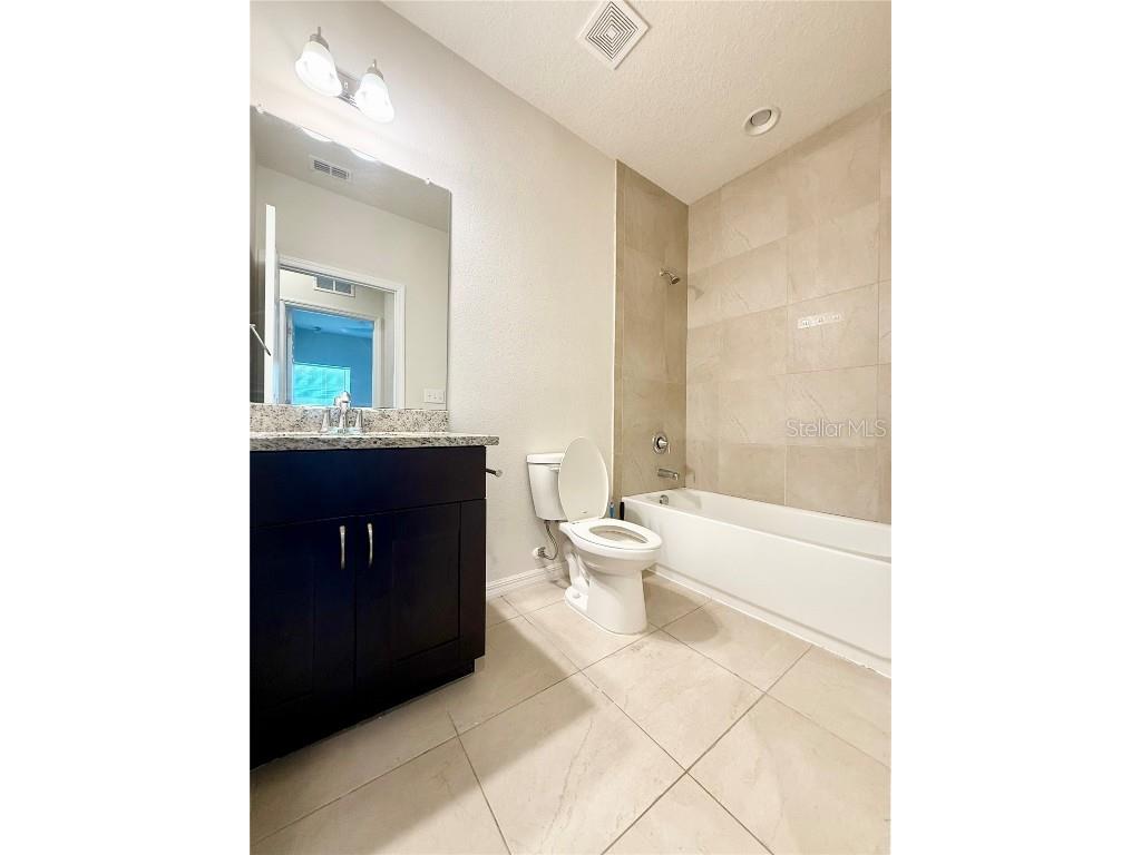 5750 Desert Rose Place Tampa FL 33615 TB8452450 image5