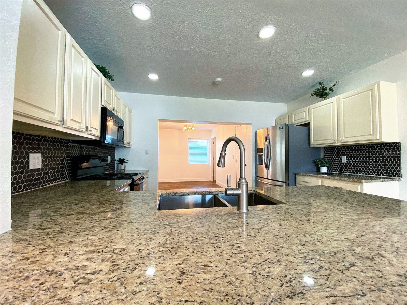 5750 Georgia Avenue New Port Richey FL 34652 TB8478454 image3