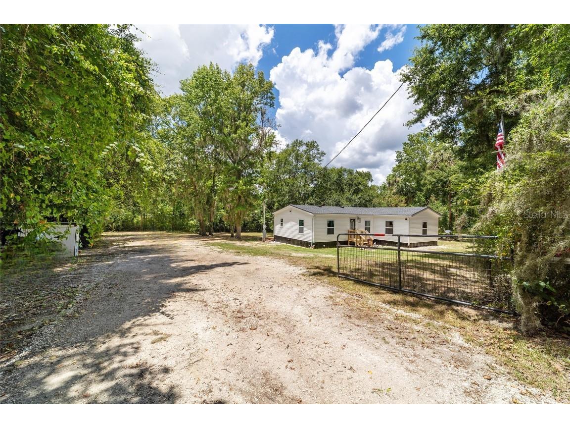 5750 W Highway 329 Reddick FL 32686 OM681140 image1