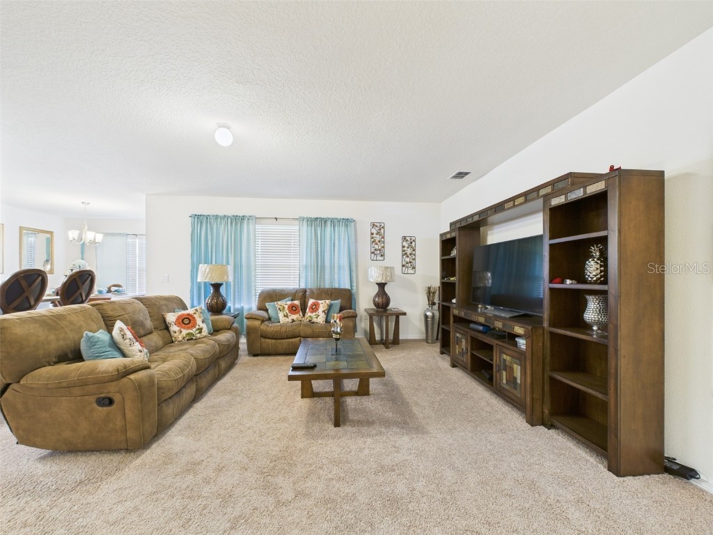 5751 Lakeside Landings Boulevard Winter Haven FL 33881 P4935179 image7