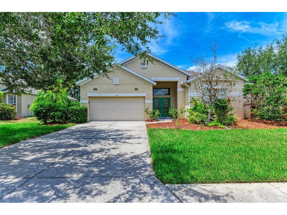 5752 43rd Court E Bradenton FL 34203 A4579685 image1