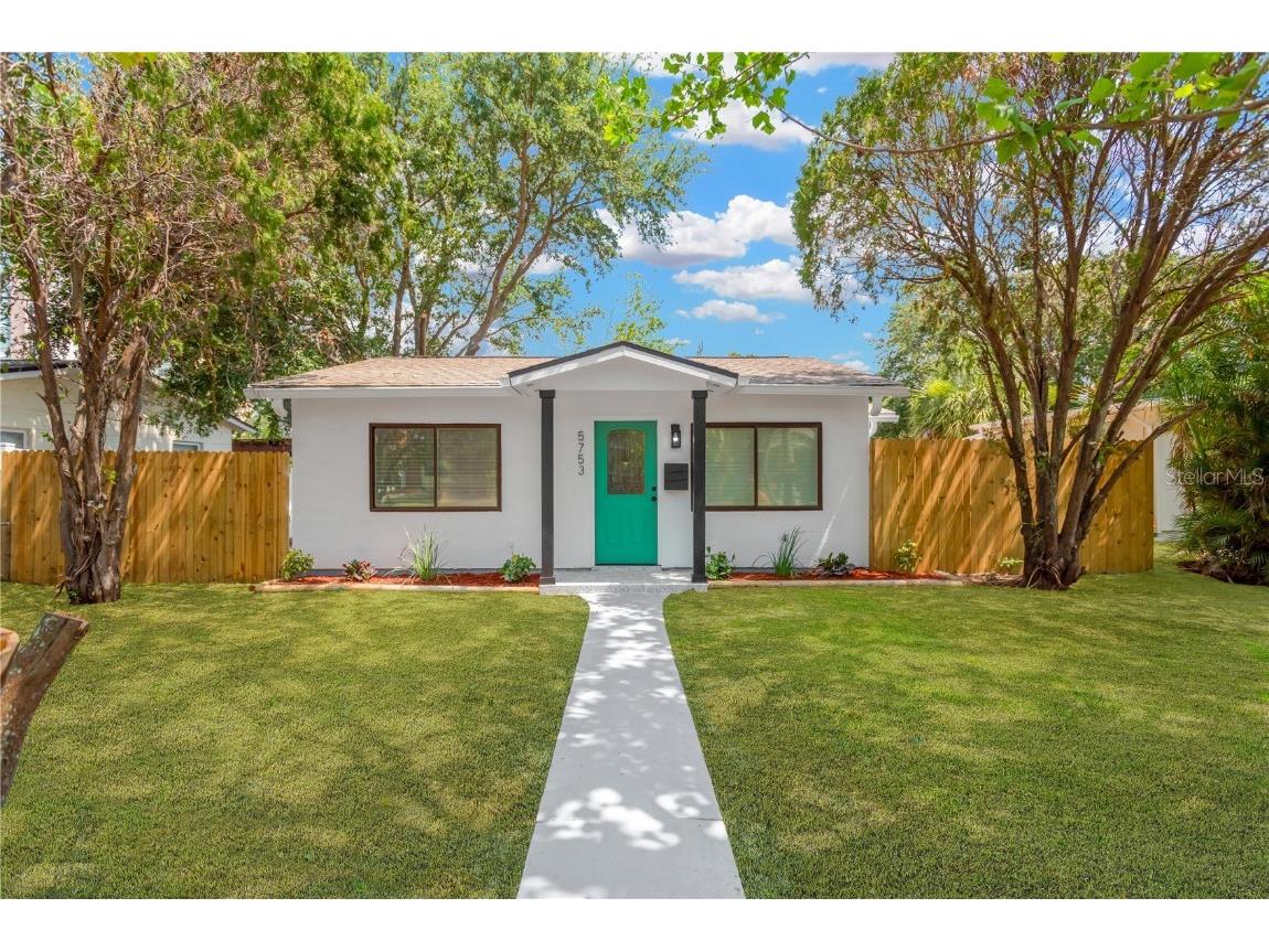 5753 2nd Avenue N Saint Petersburg FL 33710 W7875444 image1