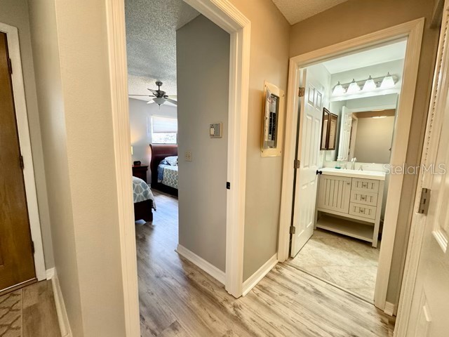 5753 Avista Drive Sarasota FL 34243 A4699194 image34