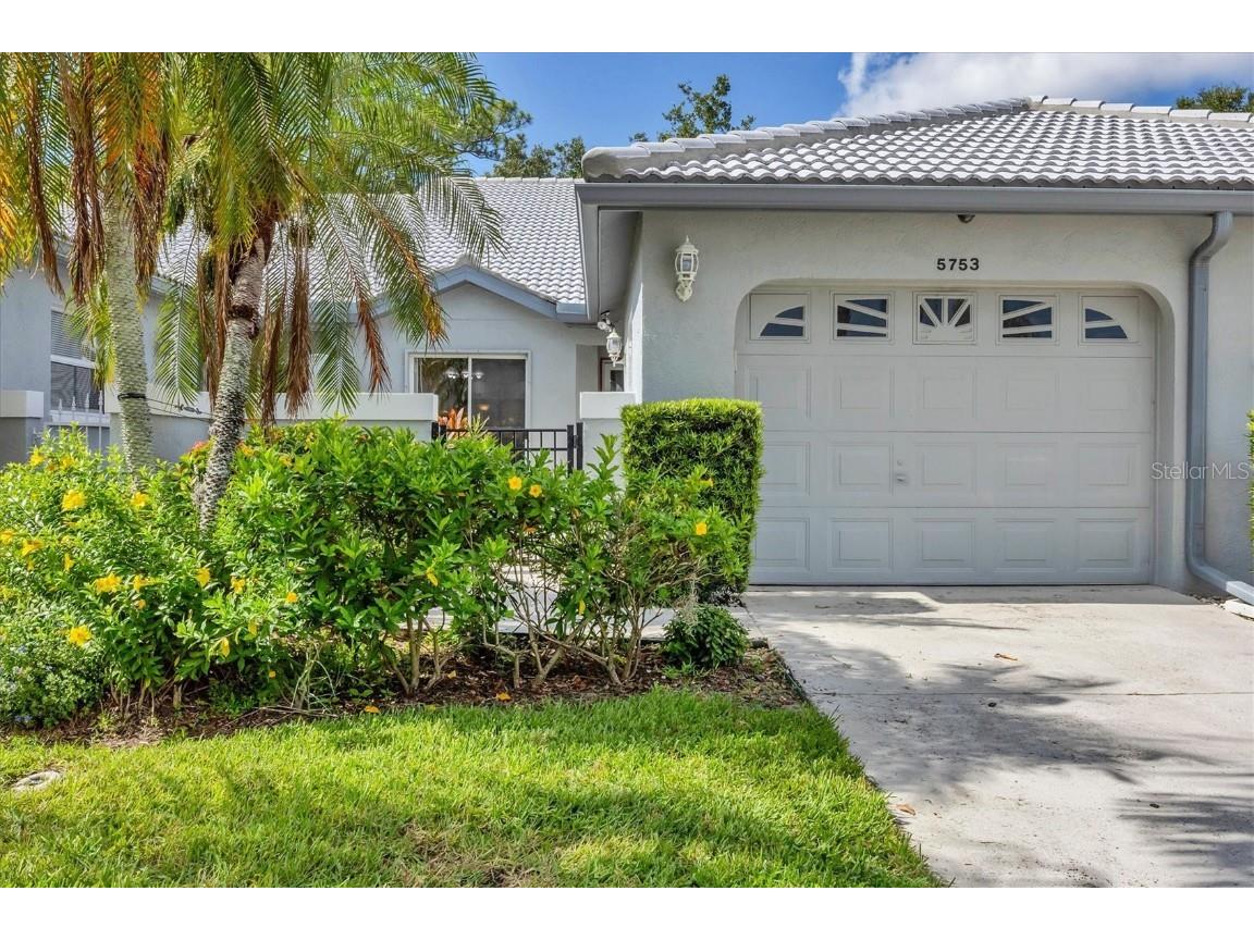 5753 Casa Del Sol Boulevard #3219 Sarasota FL 34233 A4660555 image1