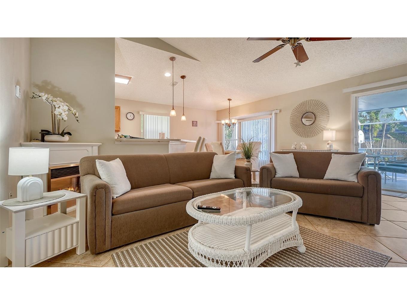 5753 New York Avenue Sarasota FL 34231 A4121629 image4