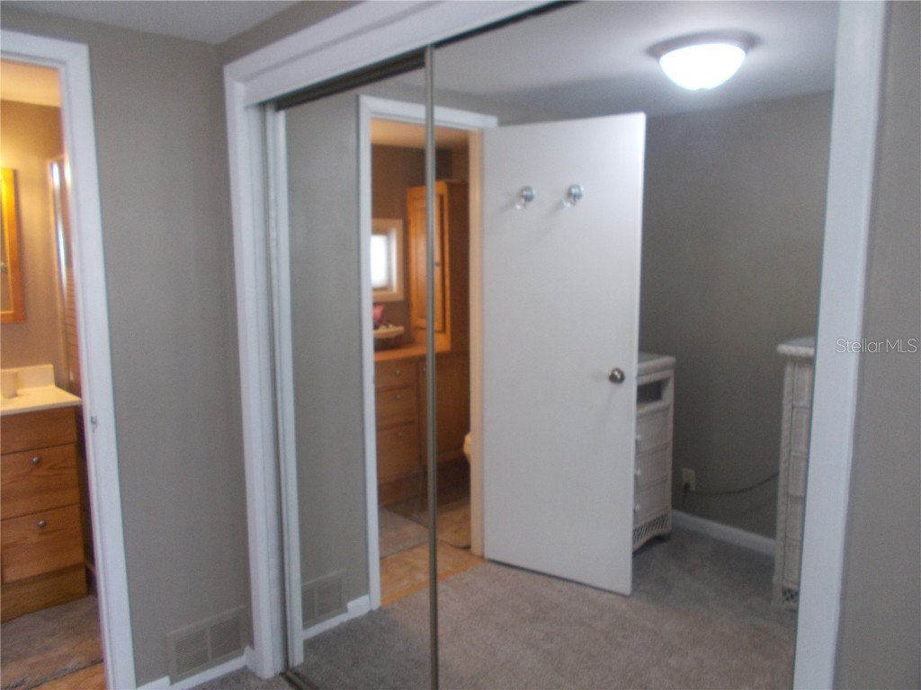 5755 Holiday Park Boulevard North Port FL 34287 C7484478 image13