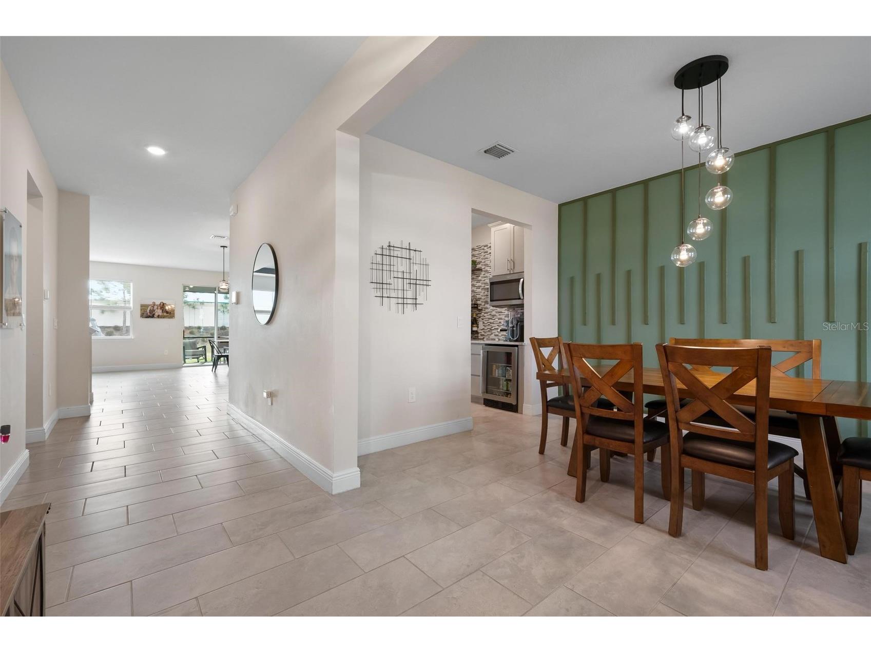 5755 Woodland Sage Drive Sarasota FL 34238 A4682200 image2