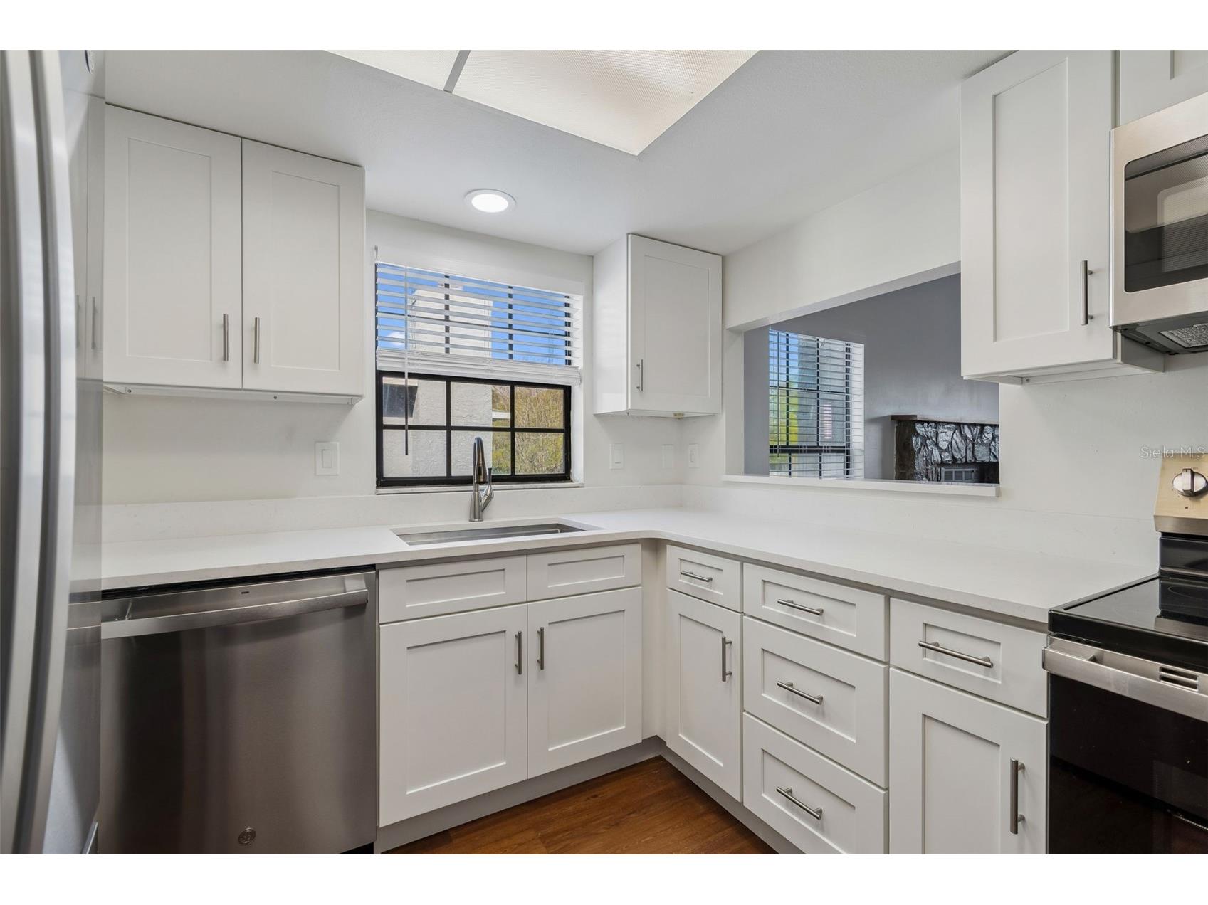 5756 Calais Boulevard N #8 Saint Petersburg FL 33714 TB8484680 image11