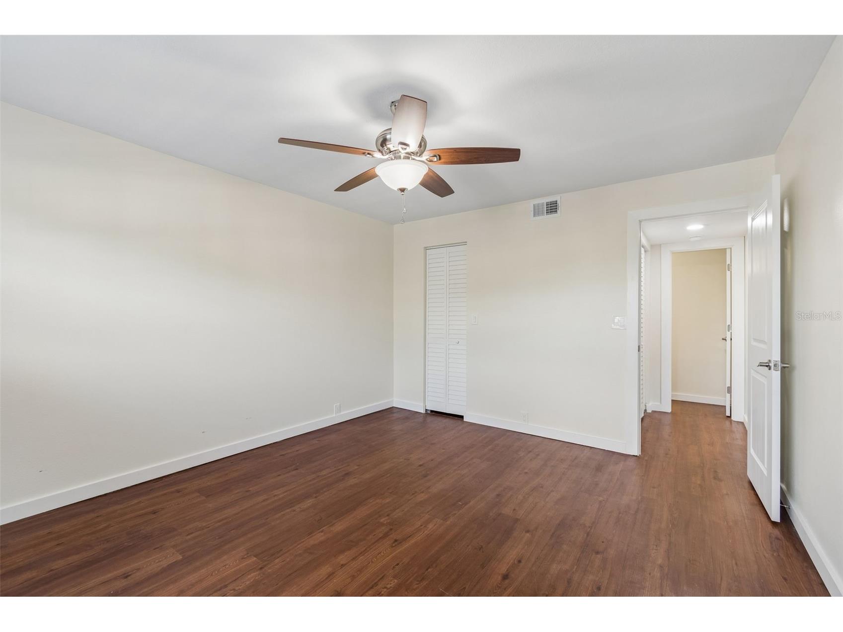 5756 Calais Boulevard N #8 Saint Petersburg FL 33714 TB8484680 image17