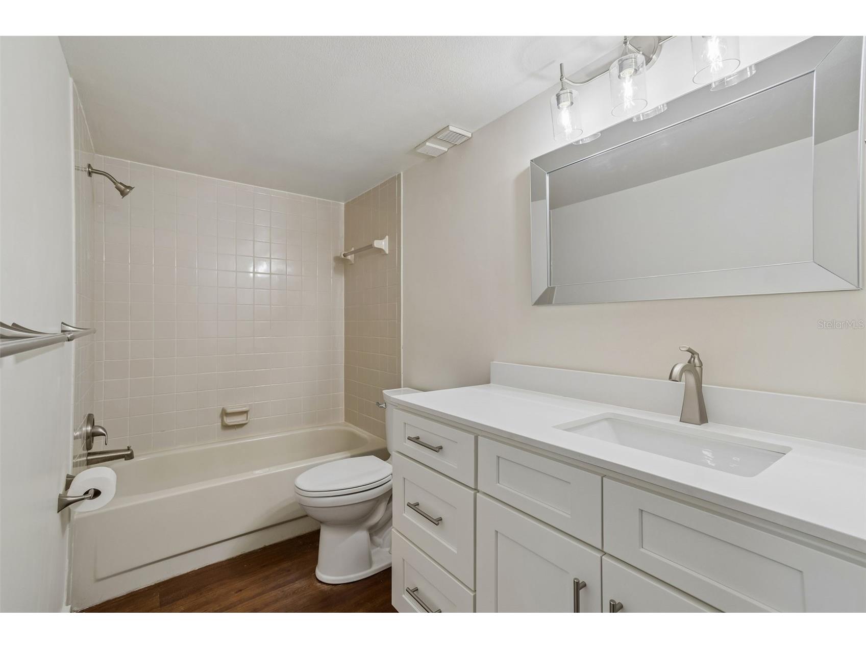 5756 Calais Boulevard N #8 Saint Petersburg FL 33714 TB8484680 image18