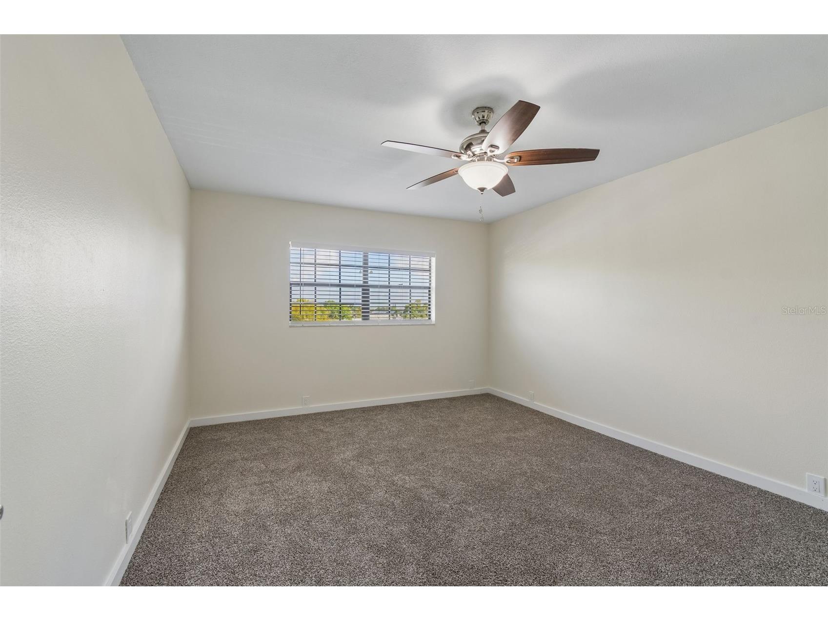 5756 Calais Boulevard N #8 Saint Petersburg FL 33714 TB8484680 image26