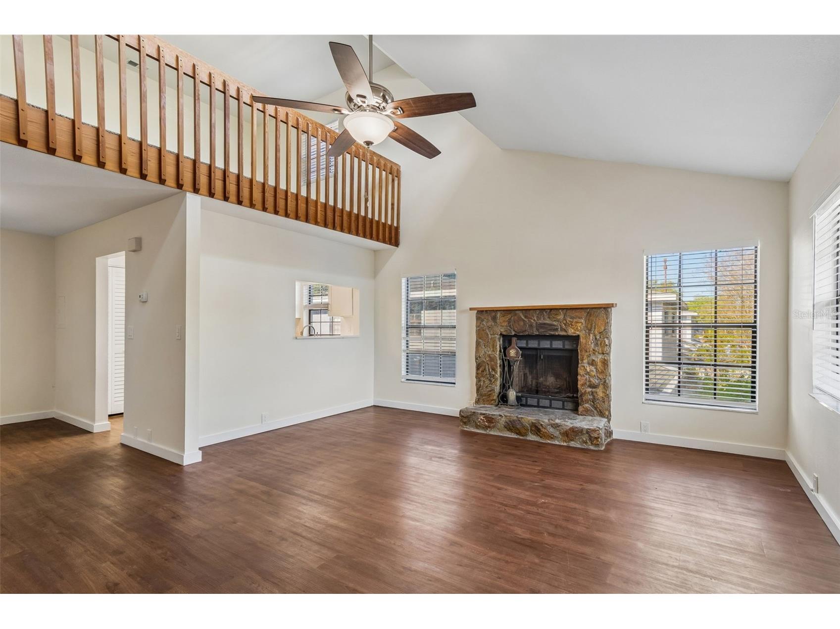 5756 Calais Boulevard N #8 Saint Petersburg FL 33714 TB8484680 image7