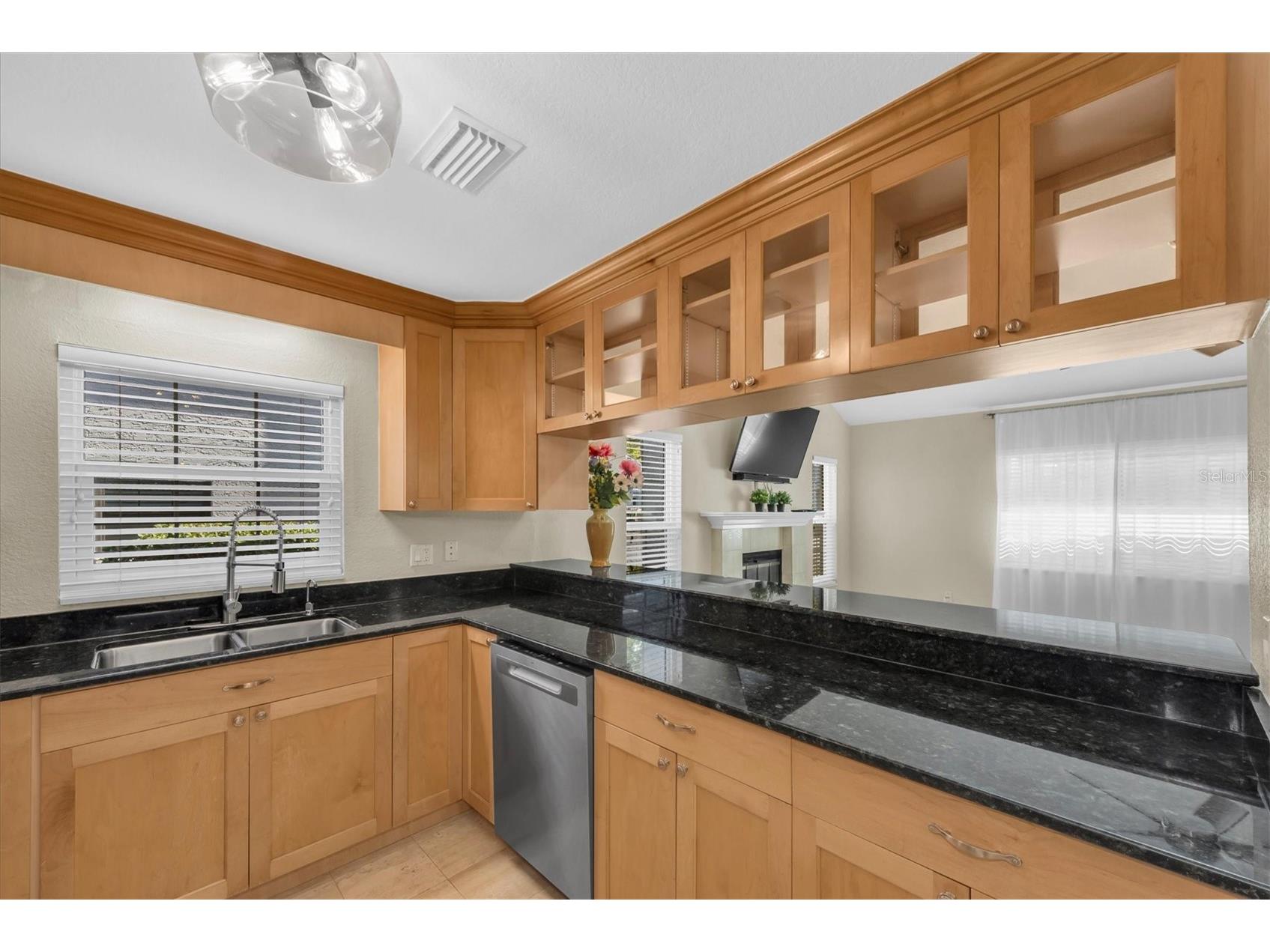 5757 Calais Boulevard N #2 Saint Petersburg FL 33714 TB8477496 image10