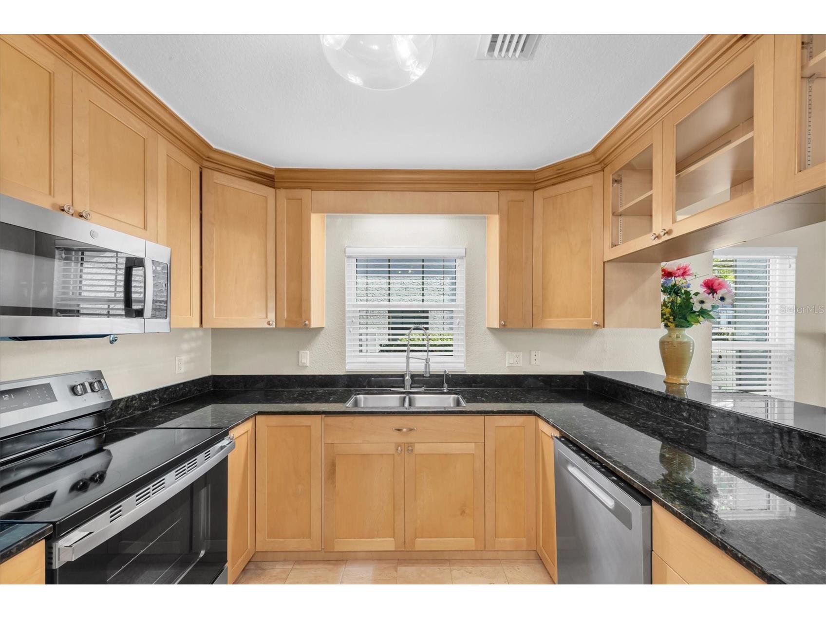 5757 Calais Boulevard N #2 Saint Petersburg FL 33714 TB8477496 image11