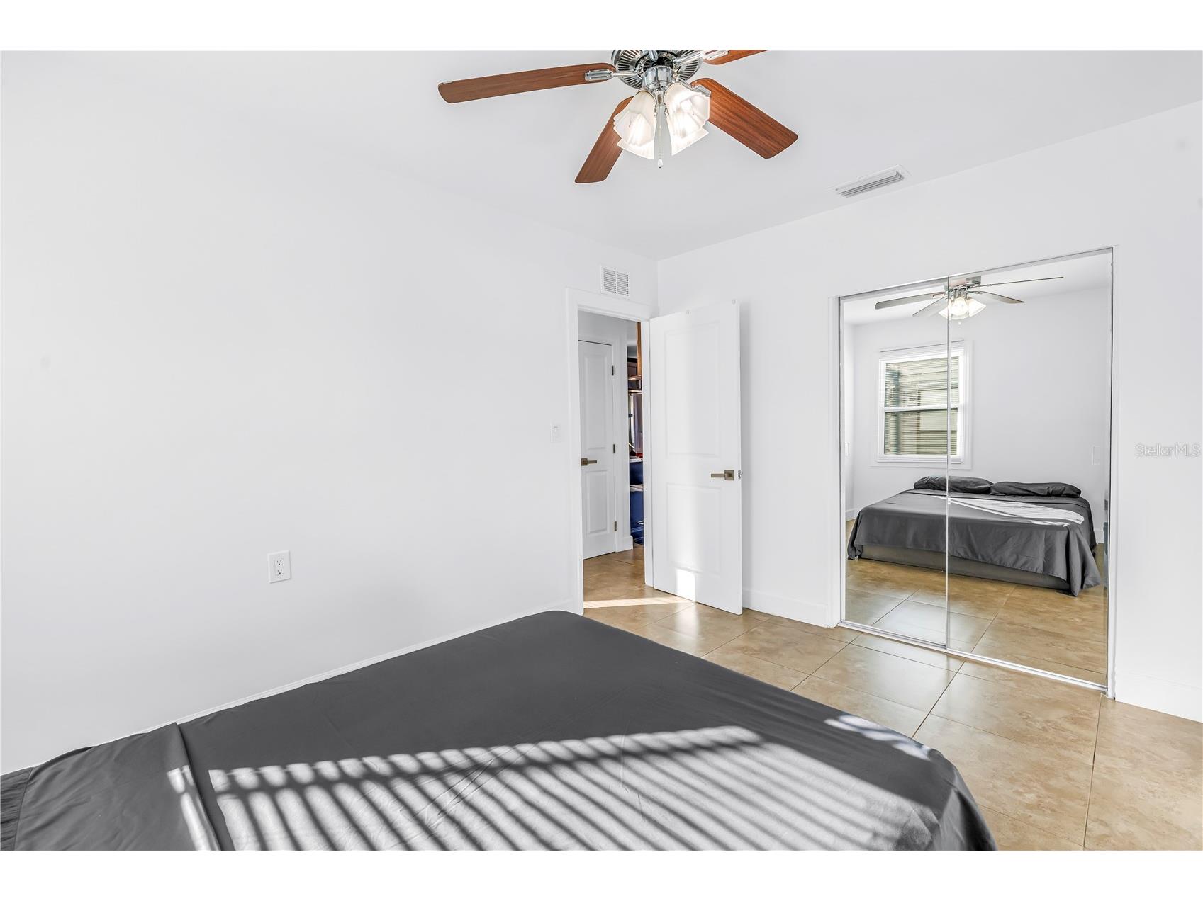 5758 Dartmouth Avenue N Saint Petersburg FL 33710 TB8461969 image18