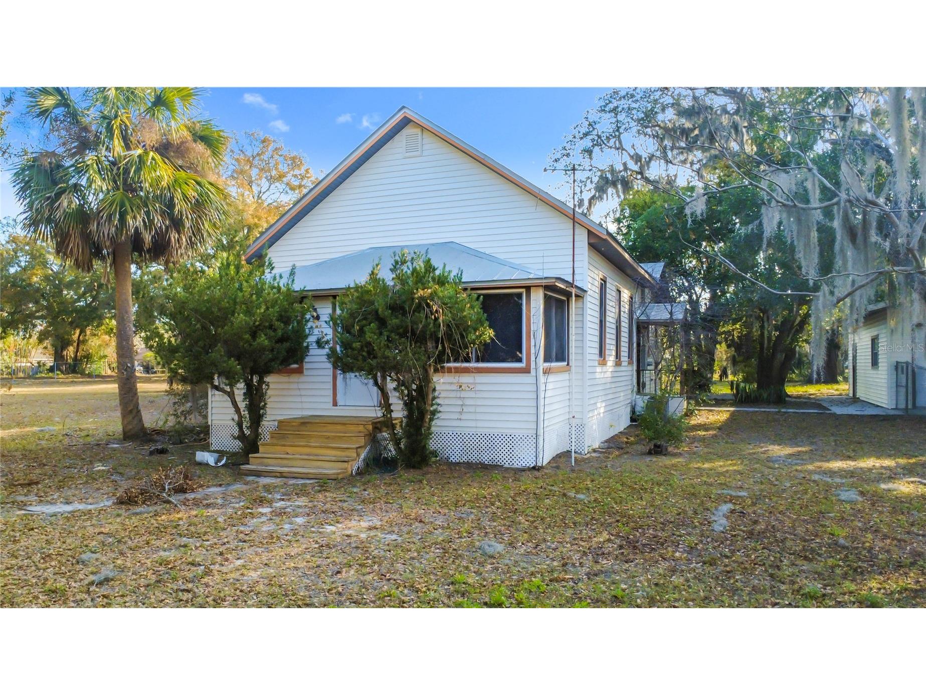 5759 Lake Street Mount Dora FL 32757 V4947391 image1