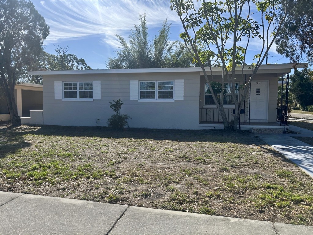 576 62nd Avenue S Saint Petersburg FL 33705 TB8352999 image1