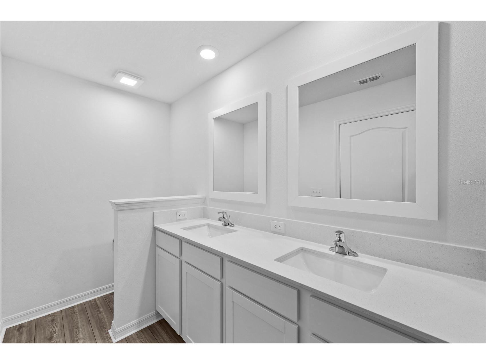 576 Bay Leaf Drive Poinciana FL 34759 TB8484192 image17