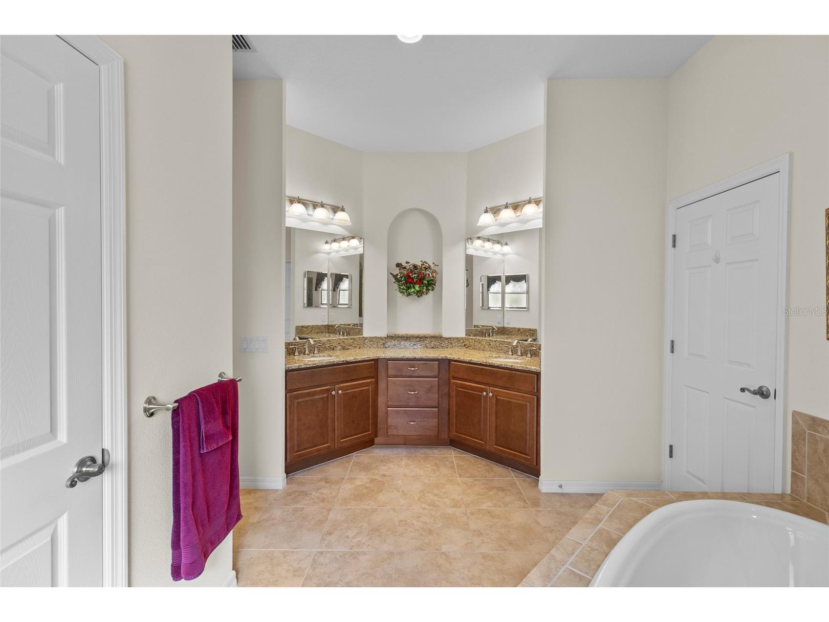 576 Mast Drive Bradenton FL 34208 A4681201 image25